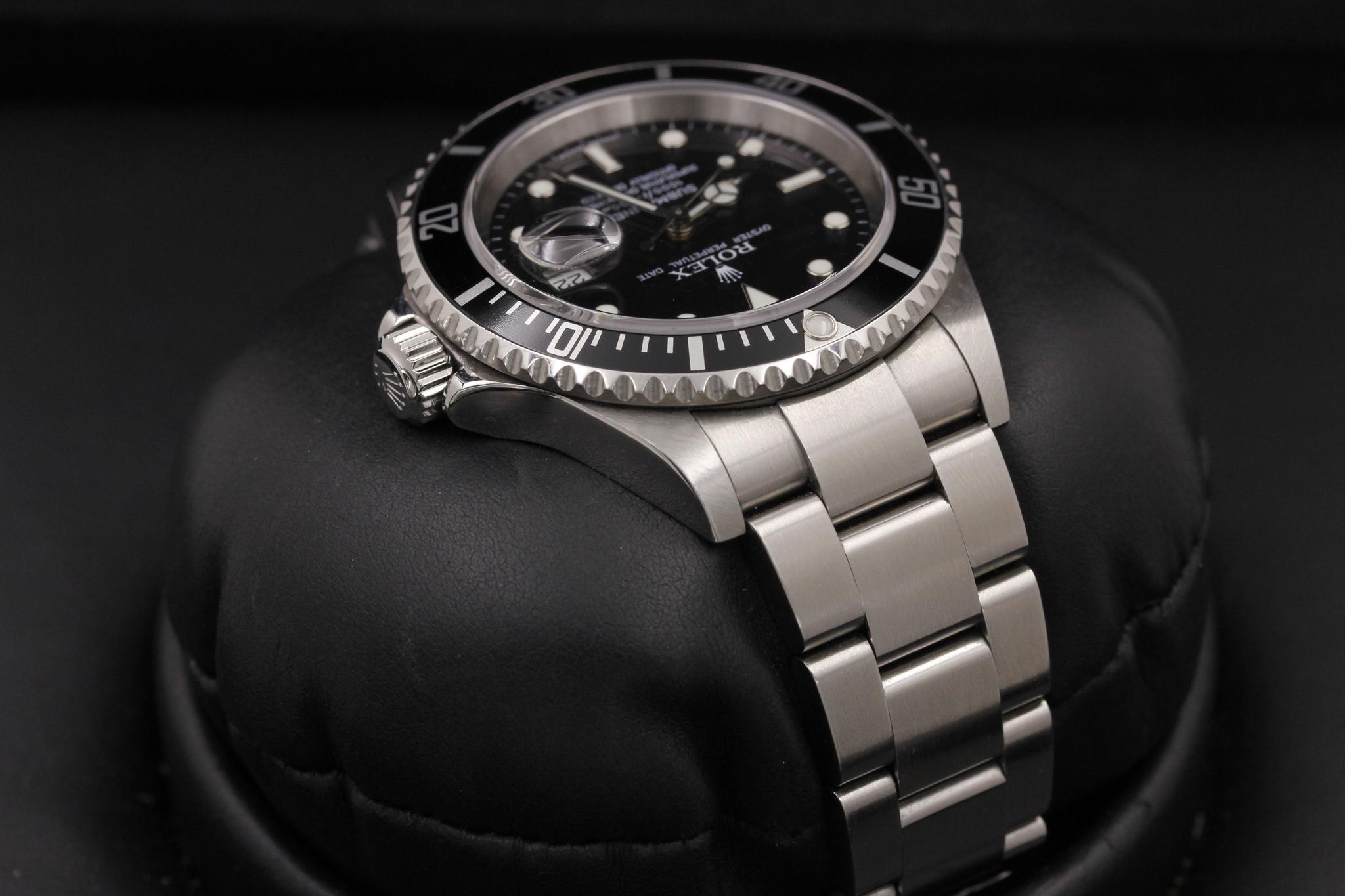 Watch Image 4