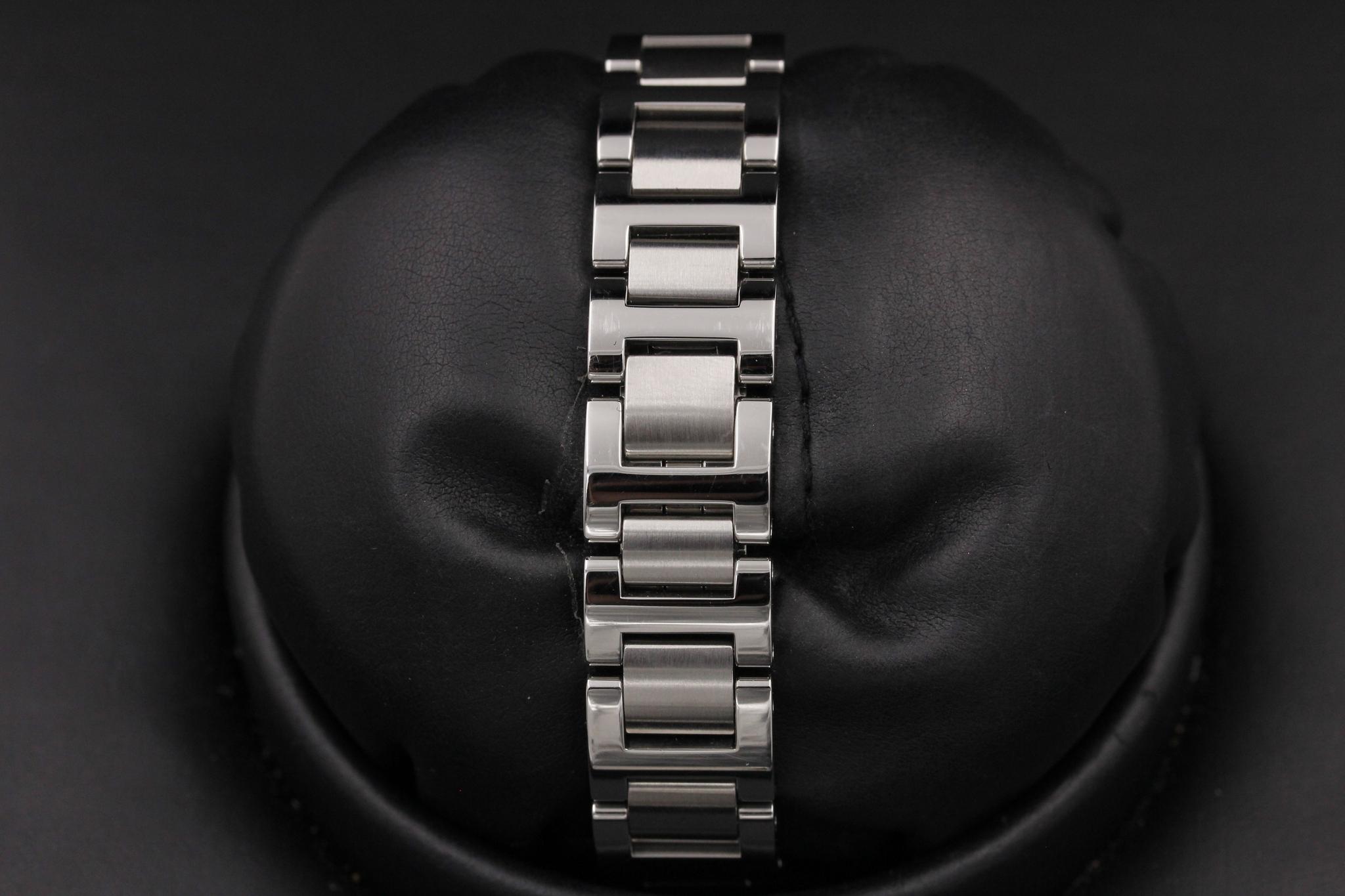 Watch Image 8