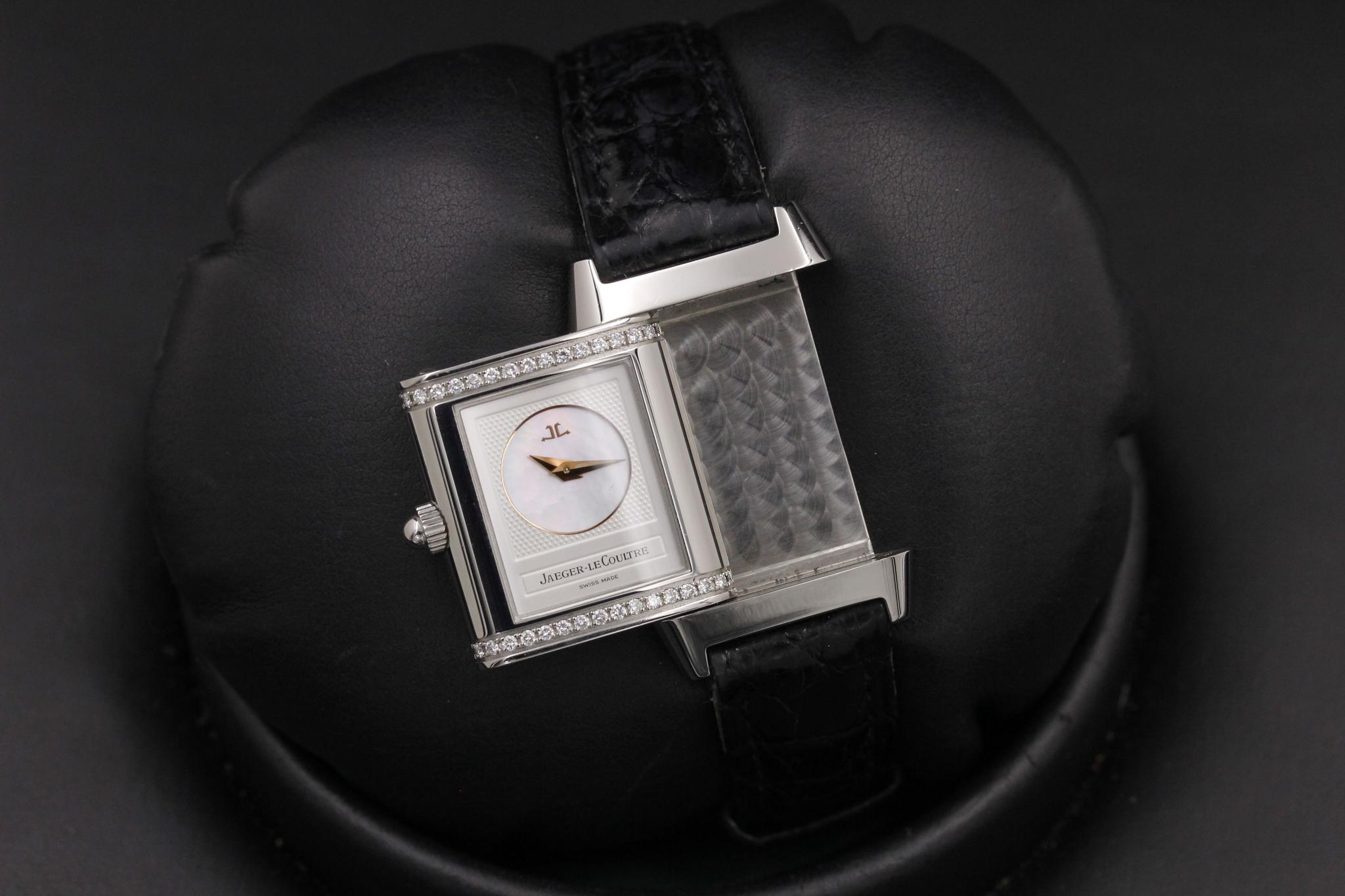 Watch Image 12