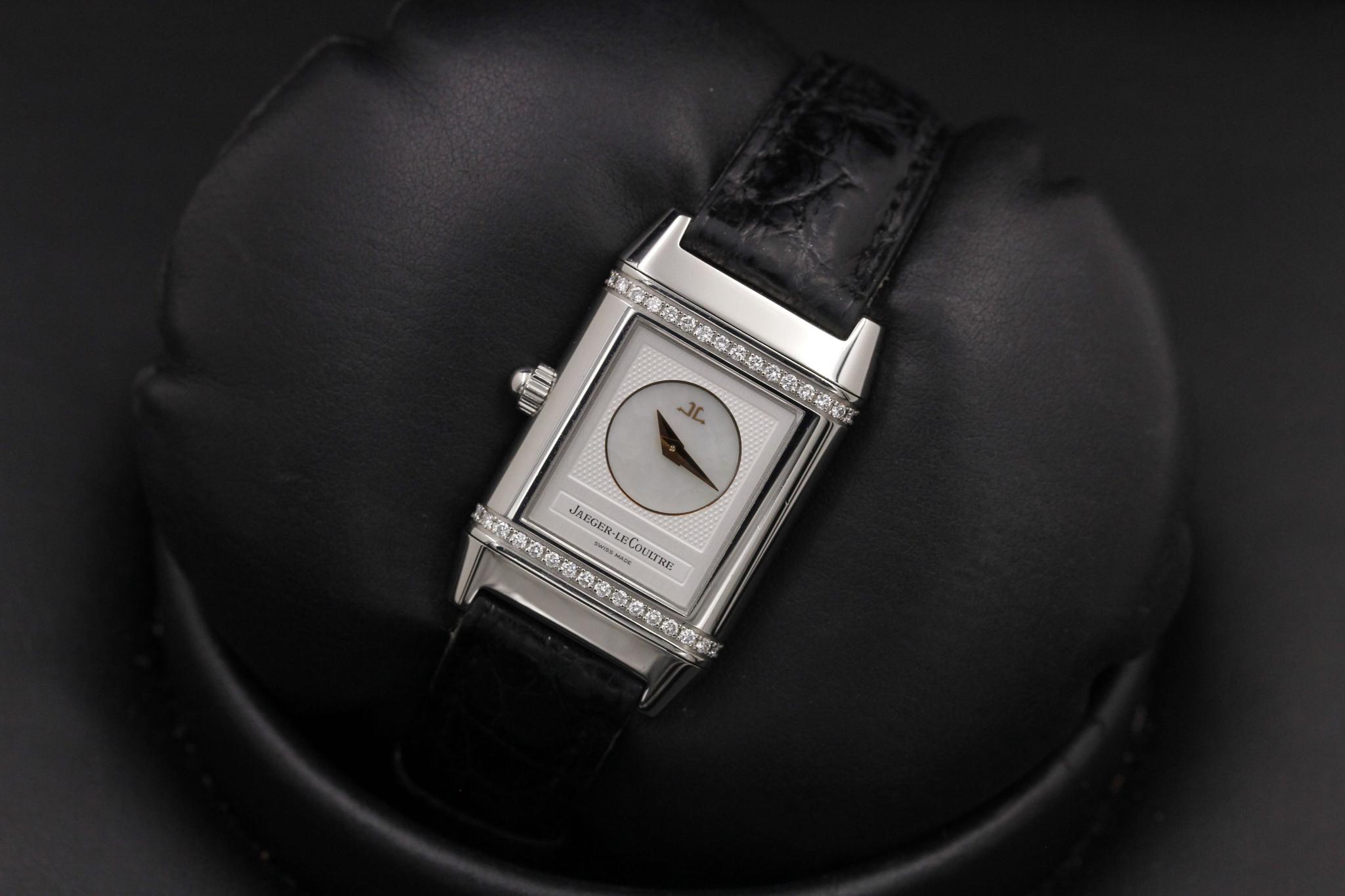 Watch Image 11