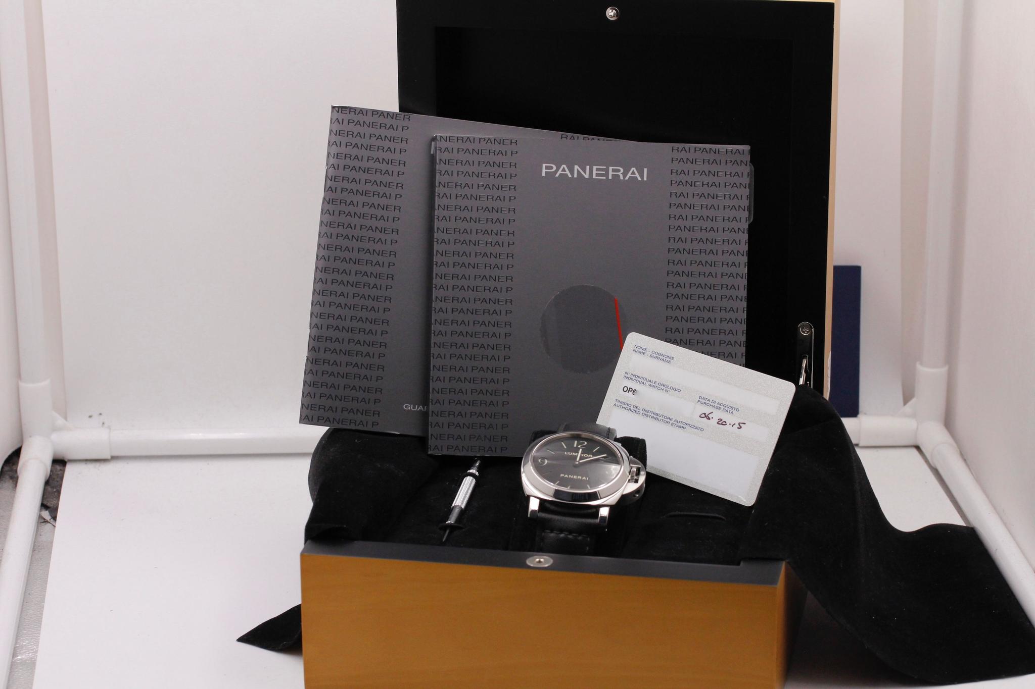 Watch Image 11