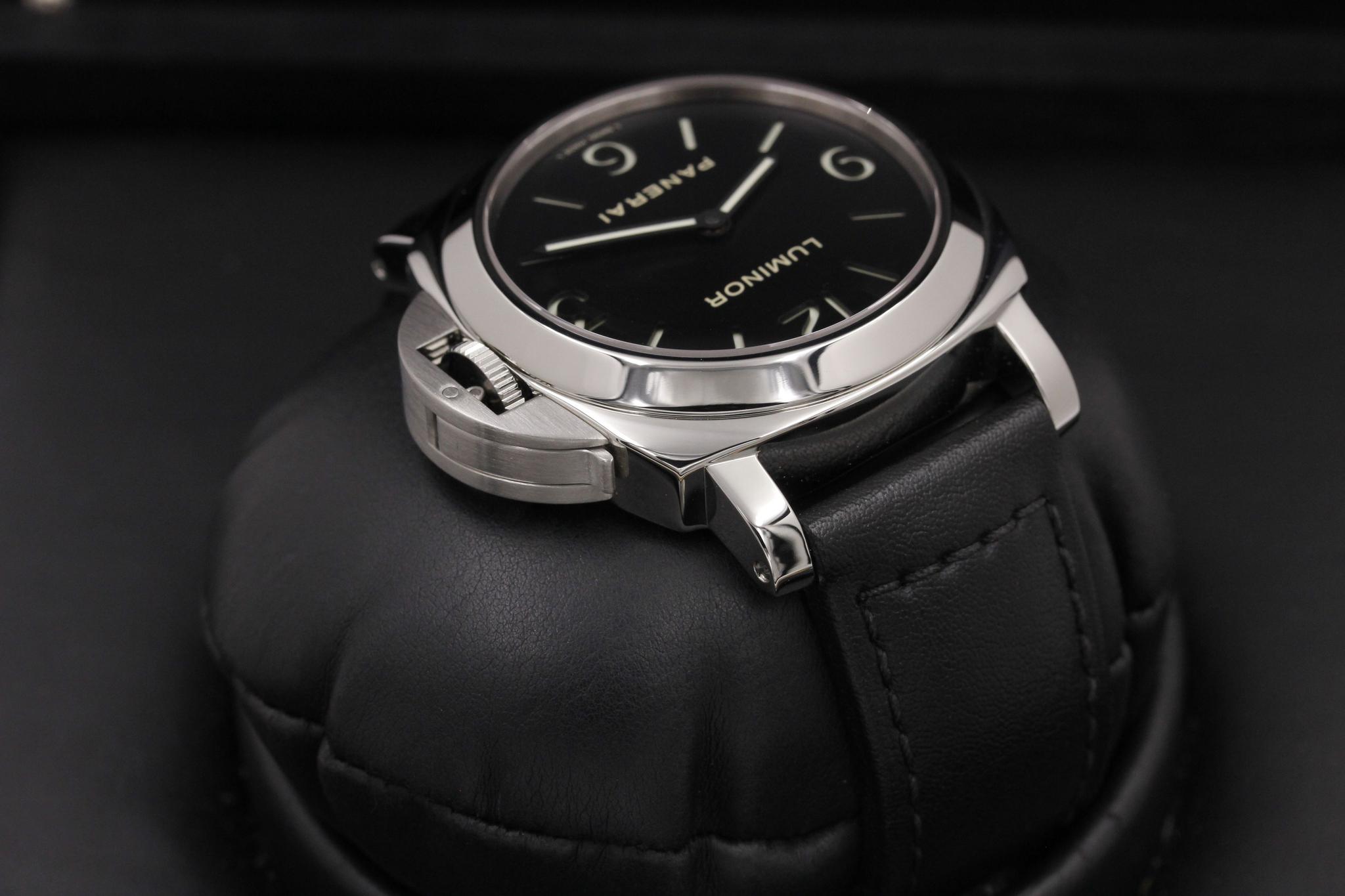 Watch Image 4