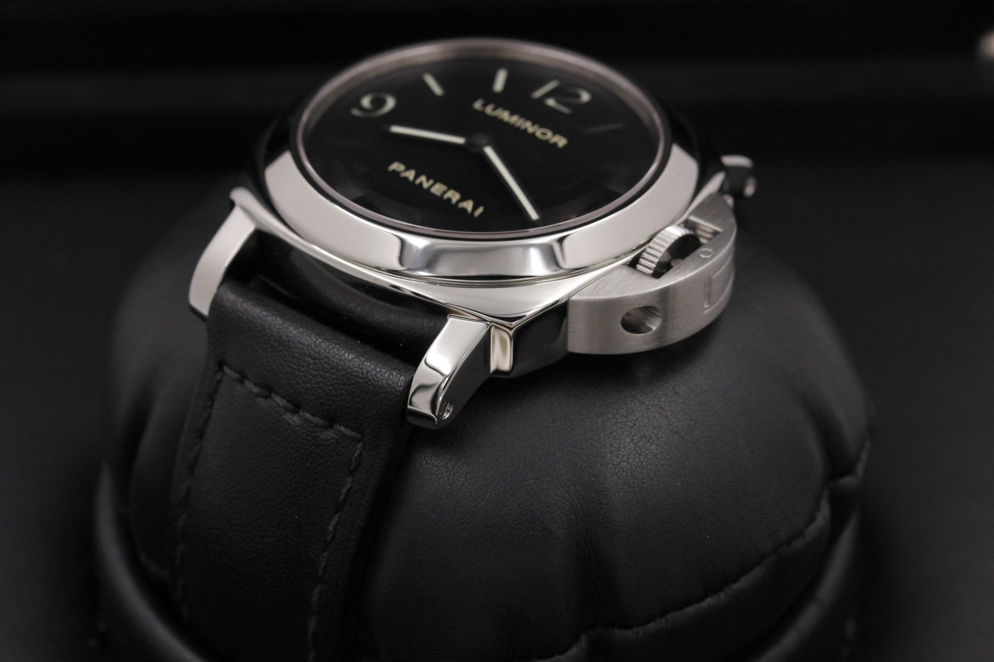 Watch Image 2