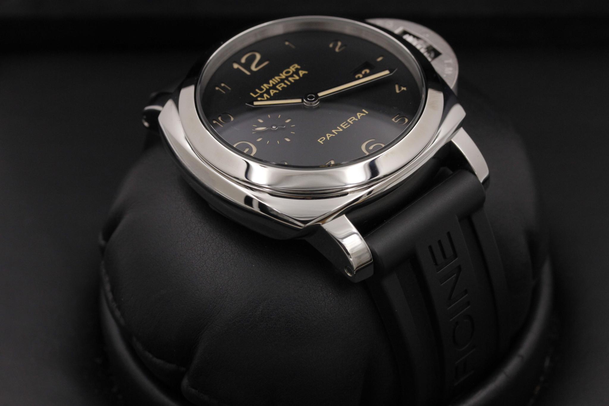 Watch Image 6