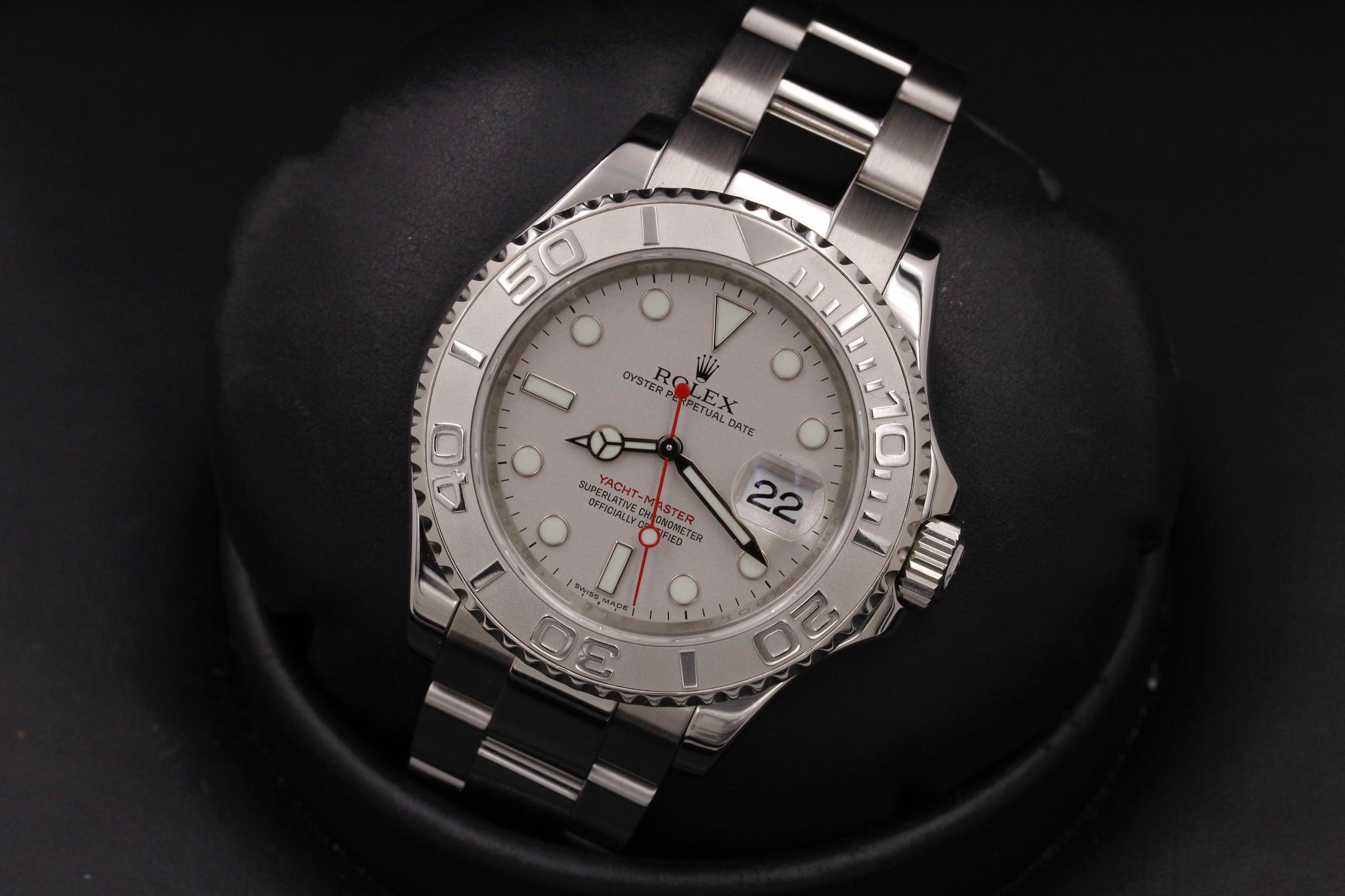 Watch Image 9