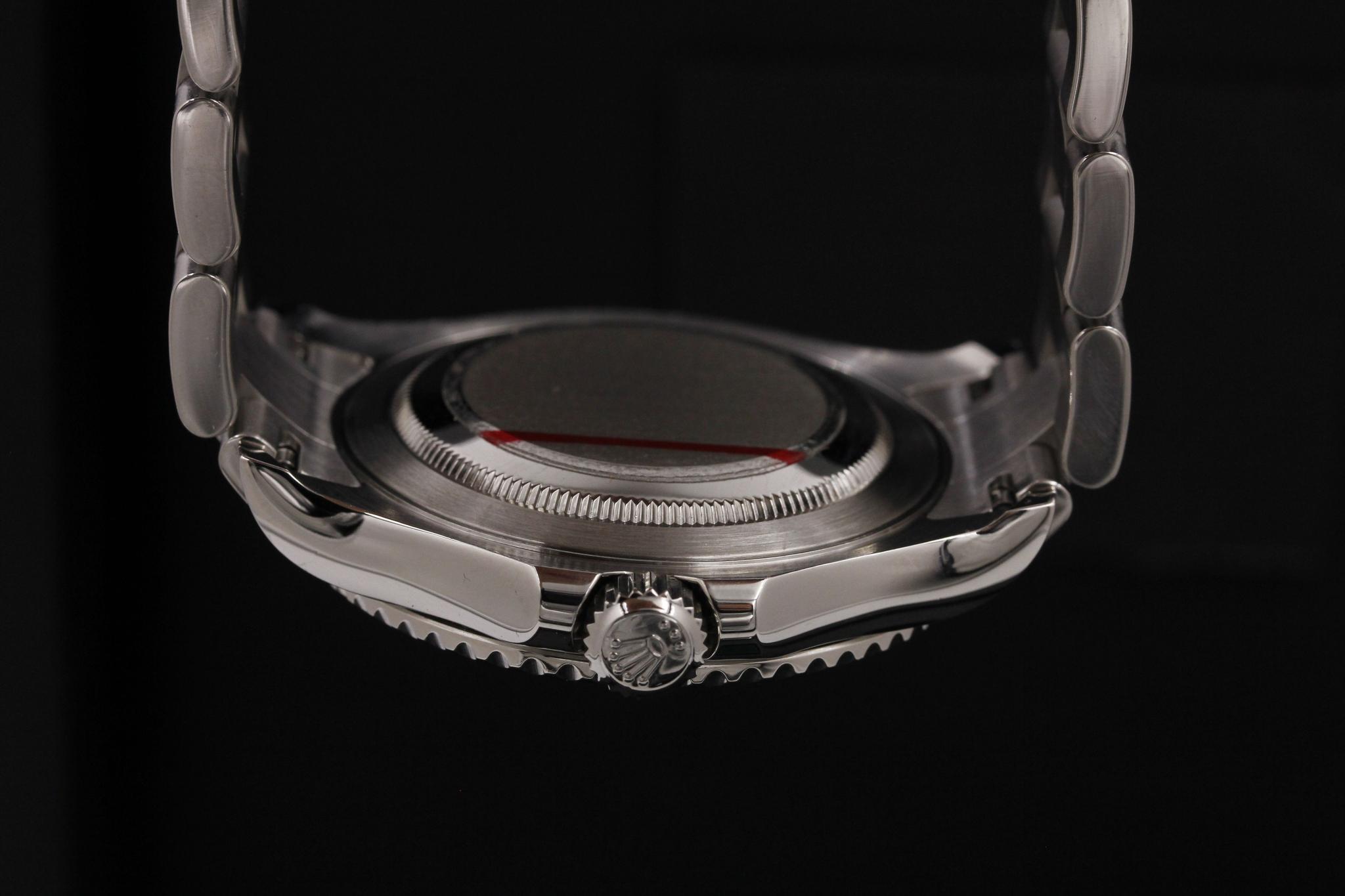 Watch Image 7