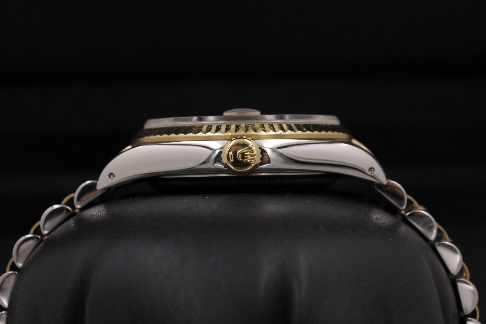 Watch Image 3
