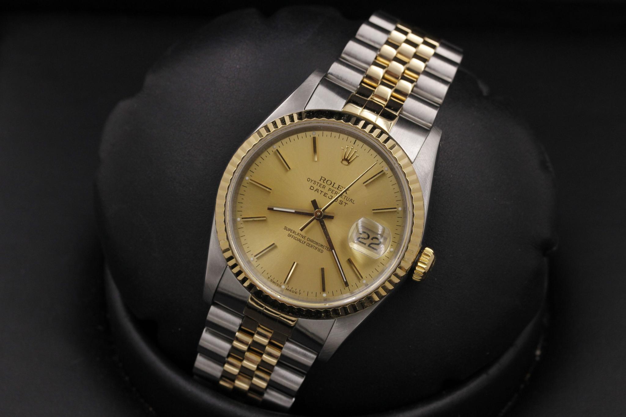 Watch Image 9
