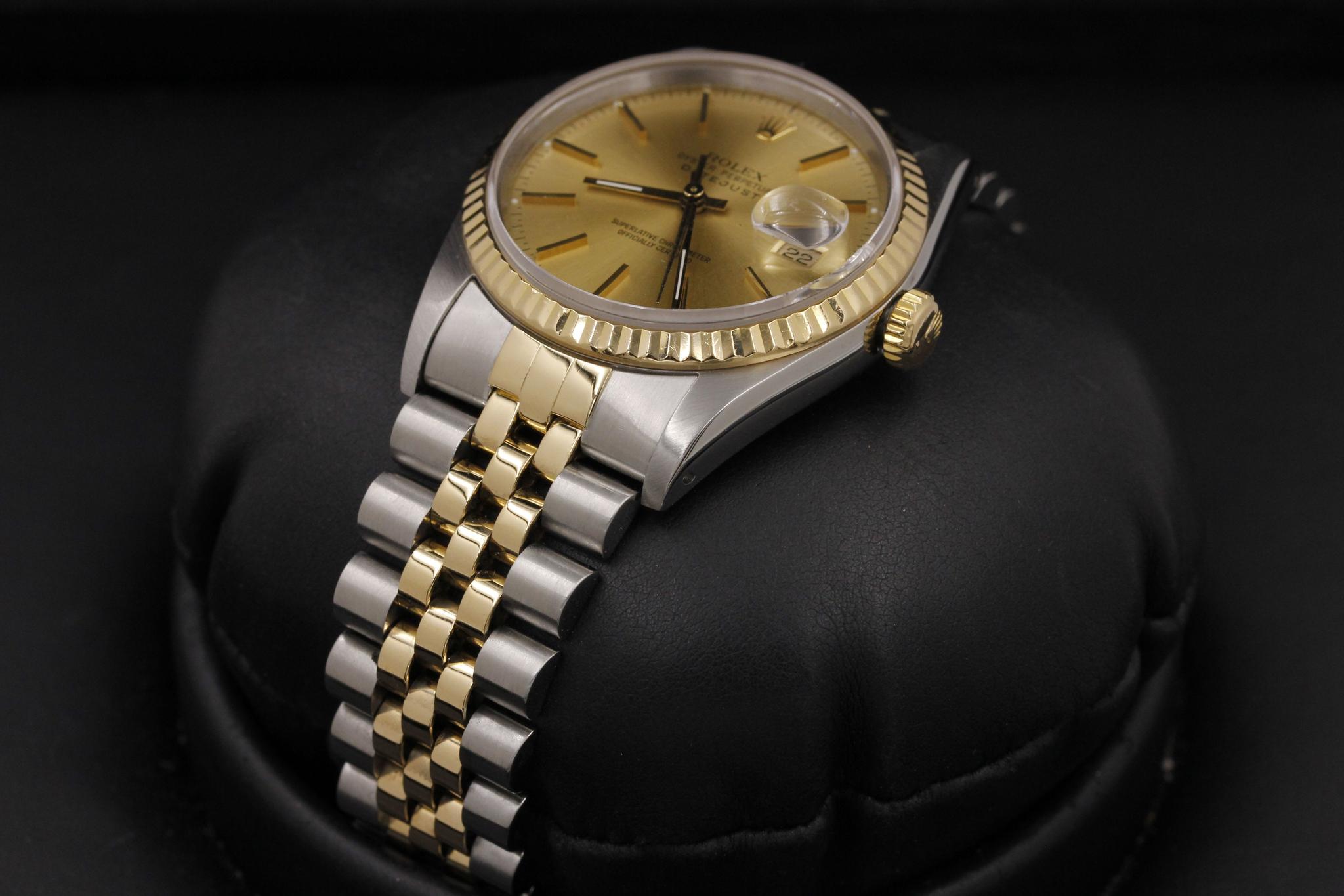 Watch Image 2