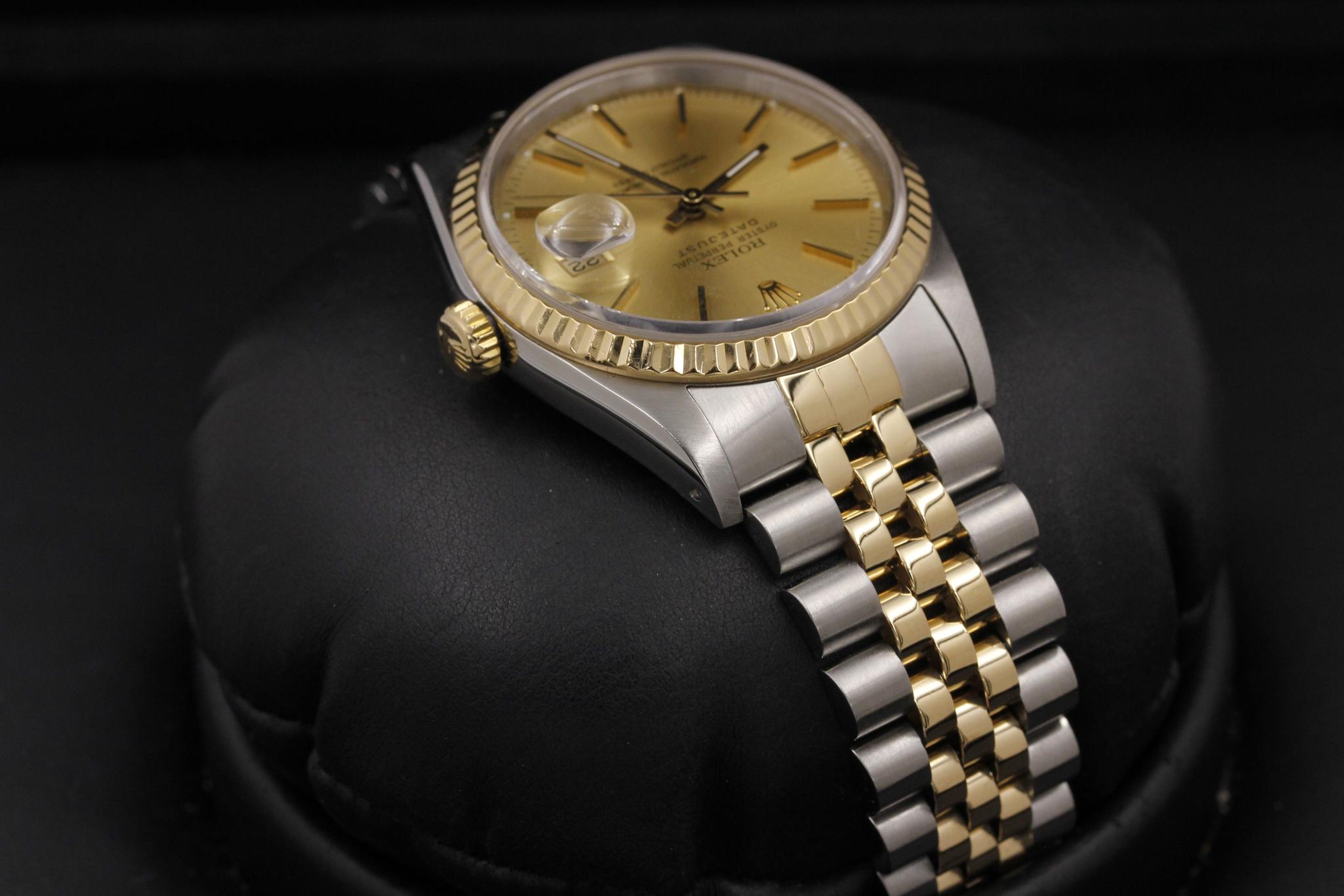 Watch Image 4