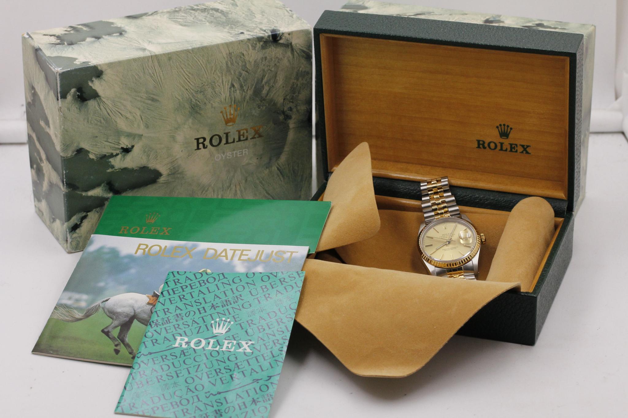 Watch Image 11