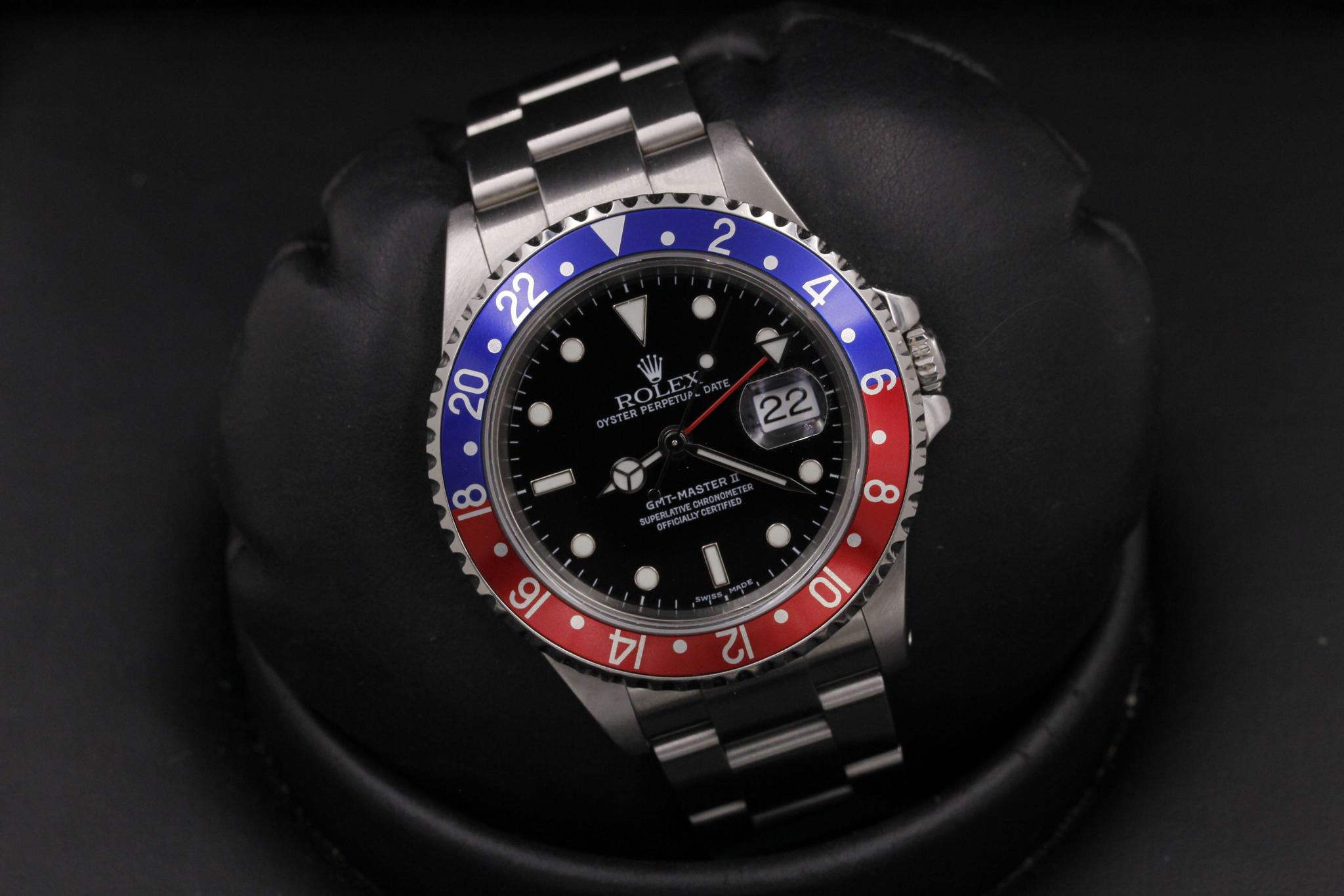 Watch Image 10