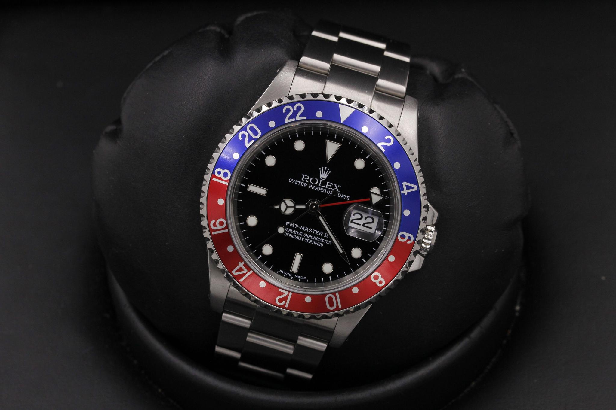 Watch Image 9