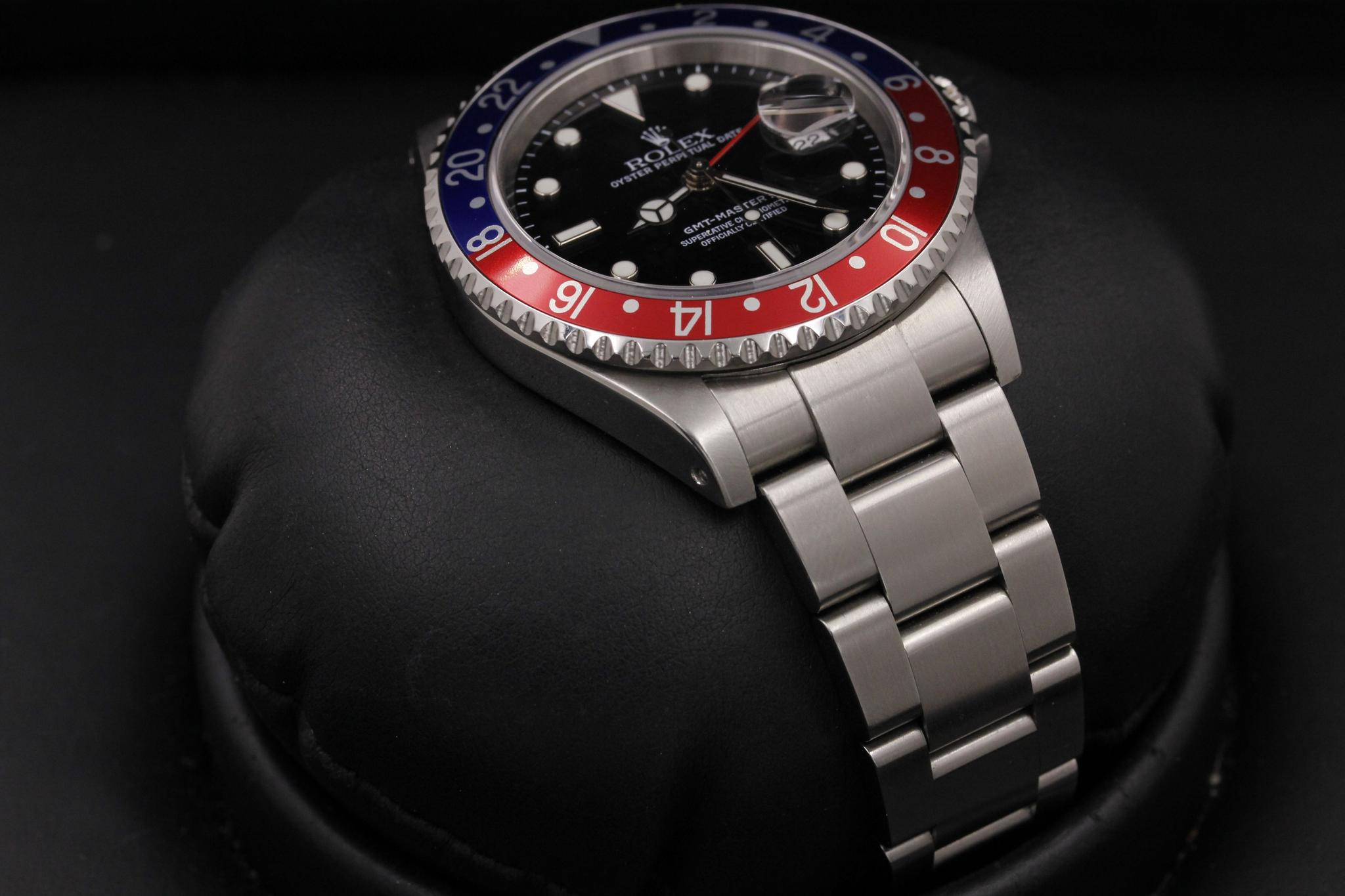 Watch Image 6
