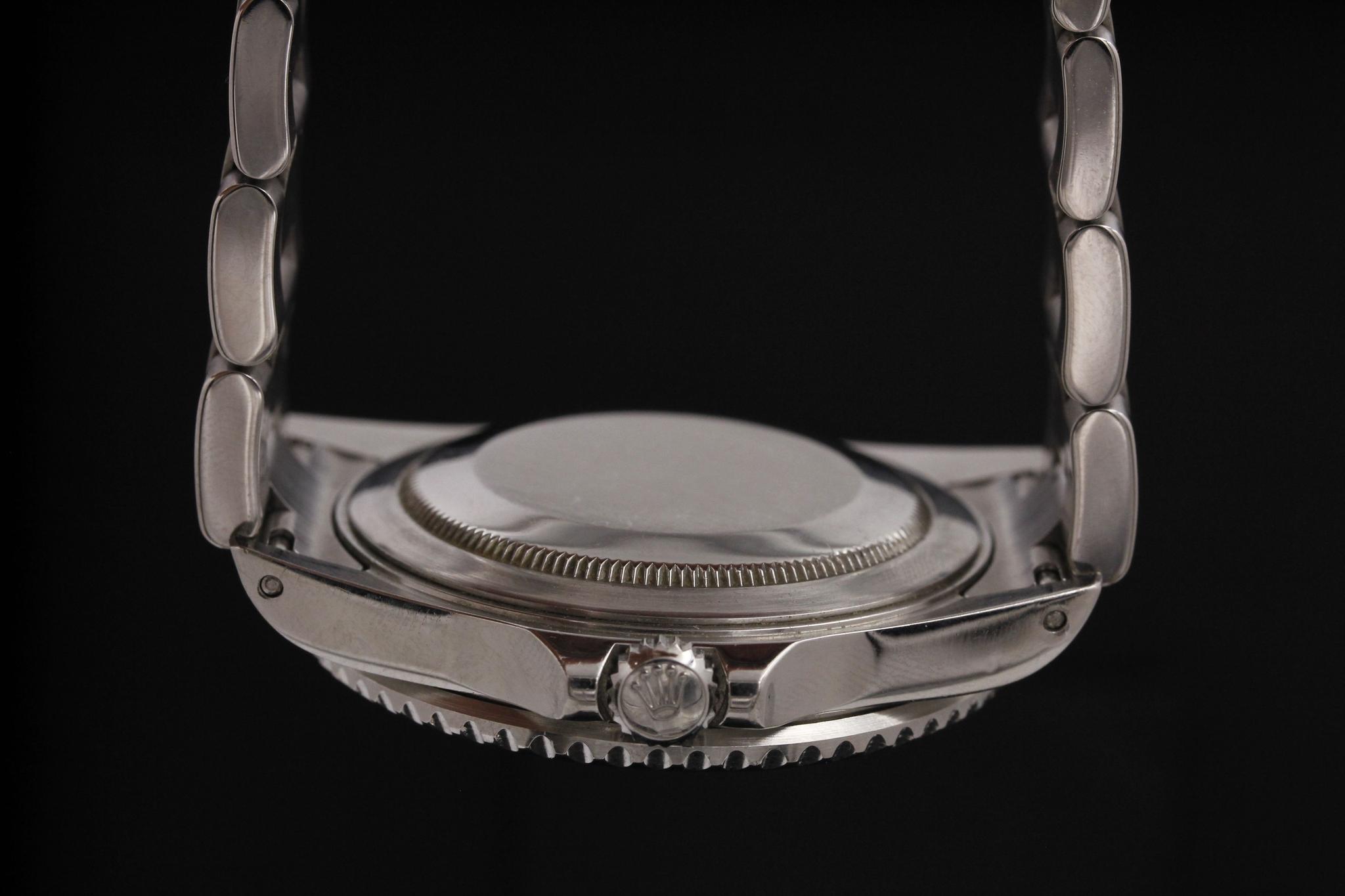 Watch Image 7