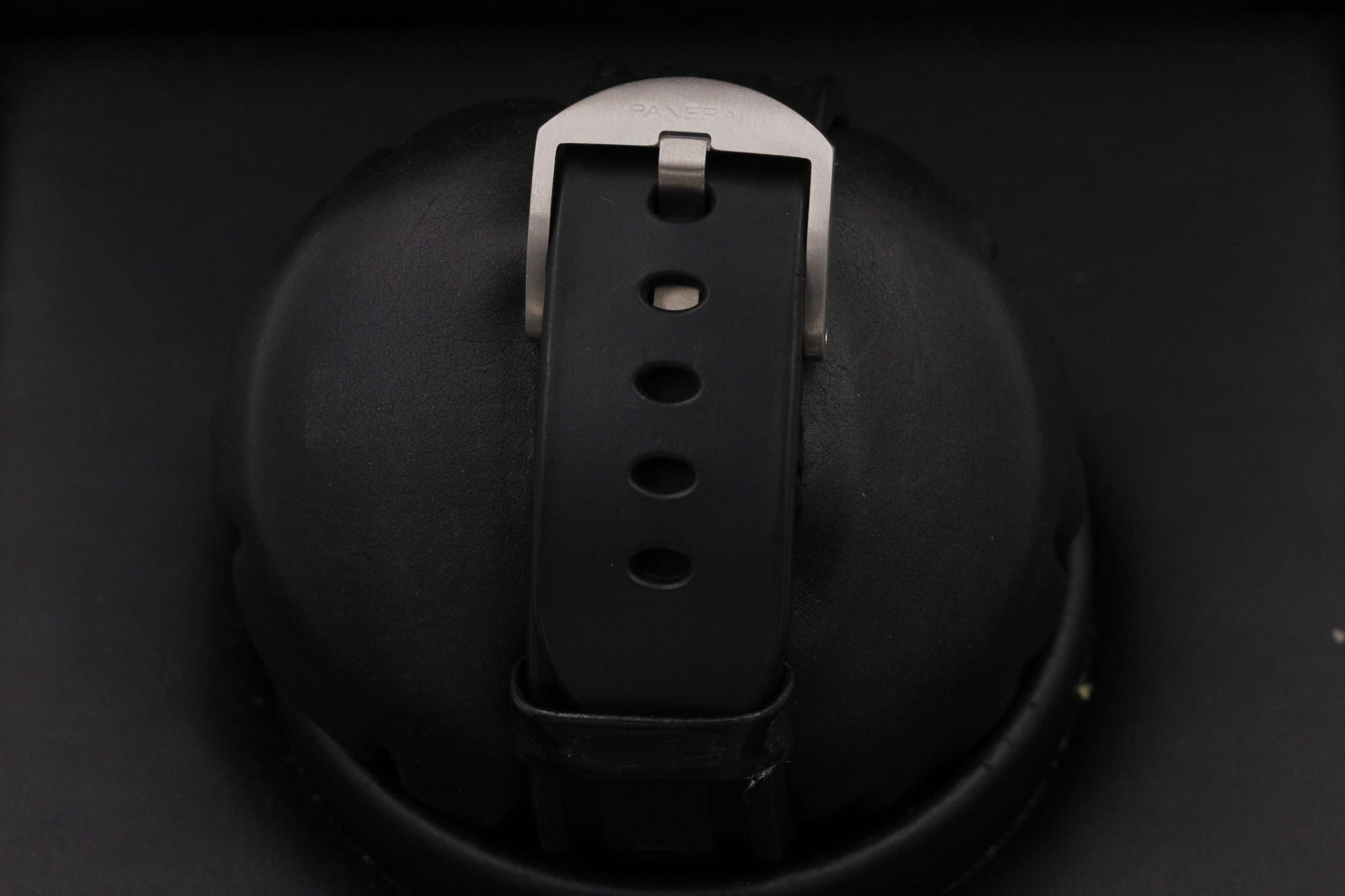 Watch Image 8