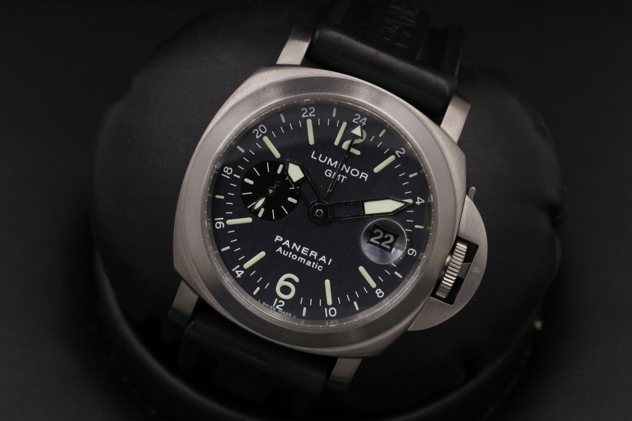 Watch Image 10
