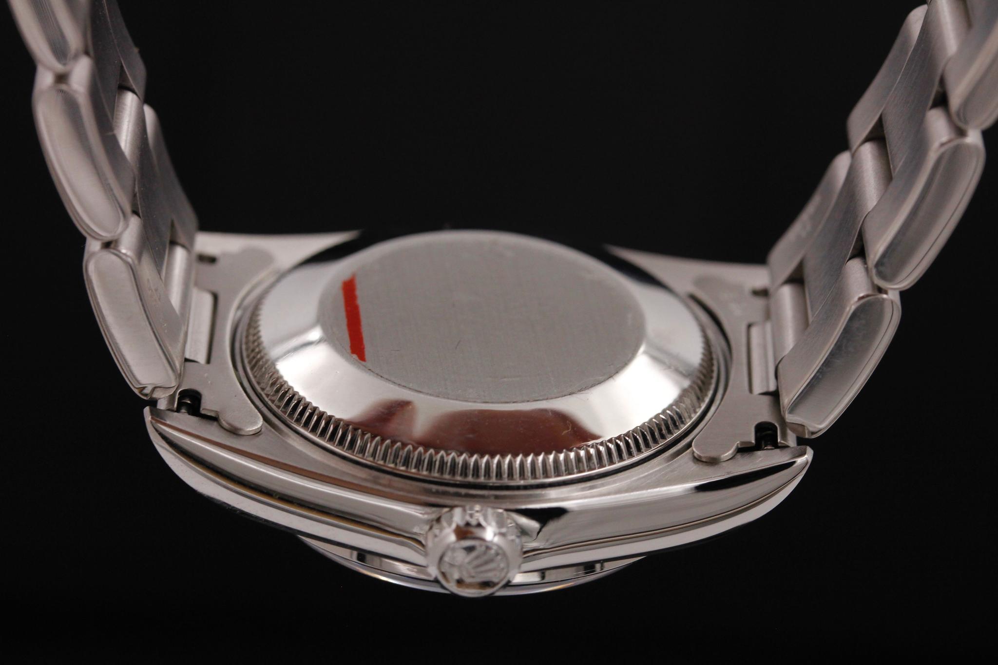 Watch Image 7
