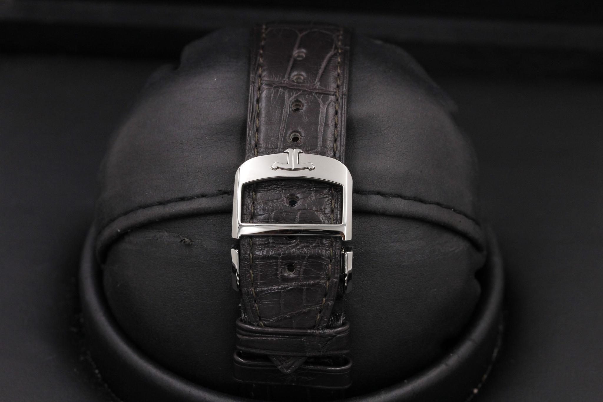 Watch Image 8