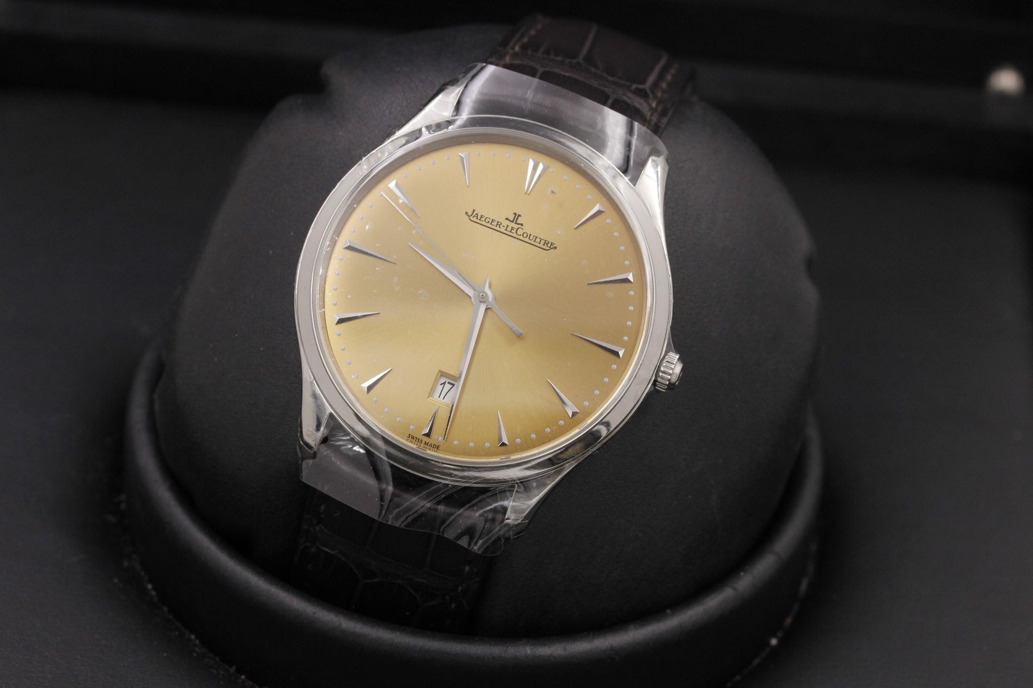 Watch Image 9
