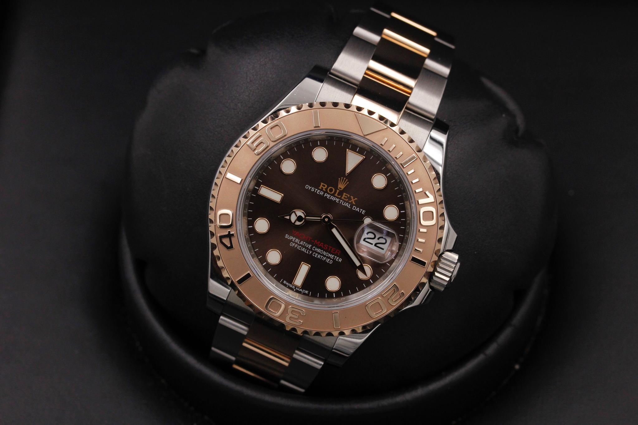 Watch Image 9