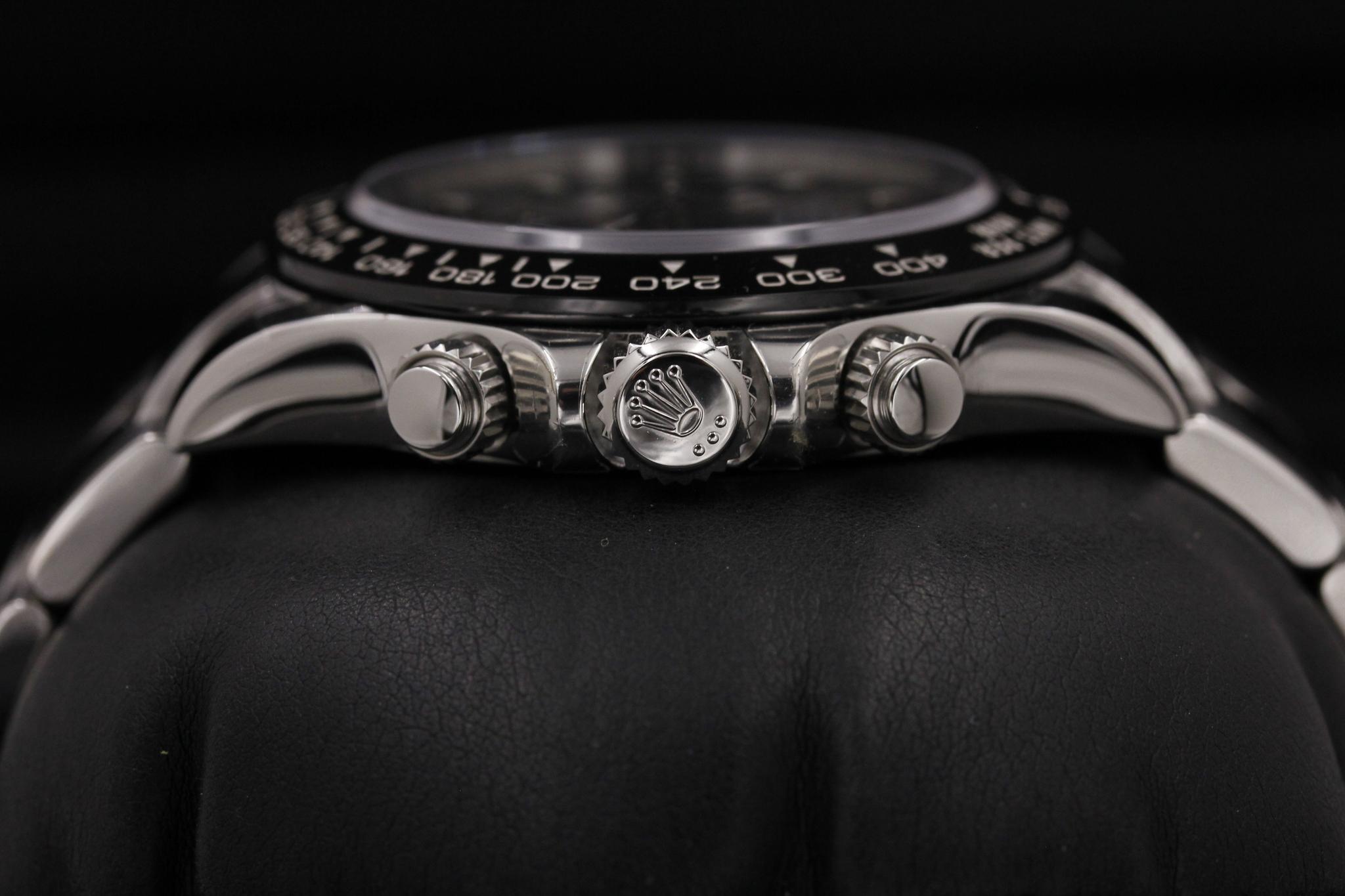 Watch Image 3