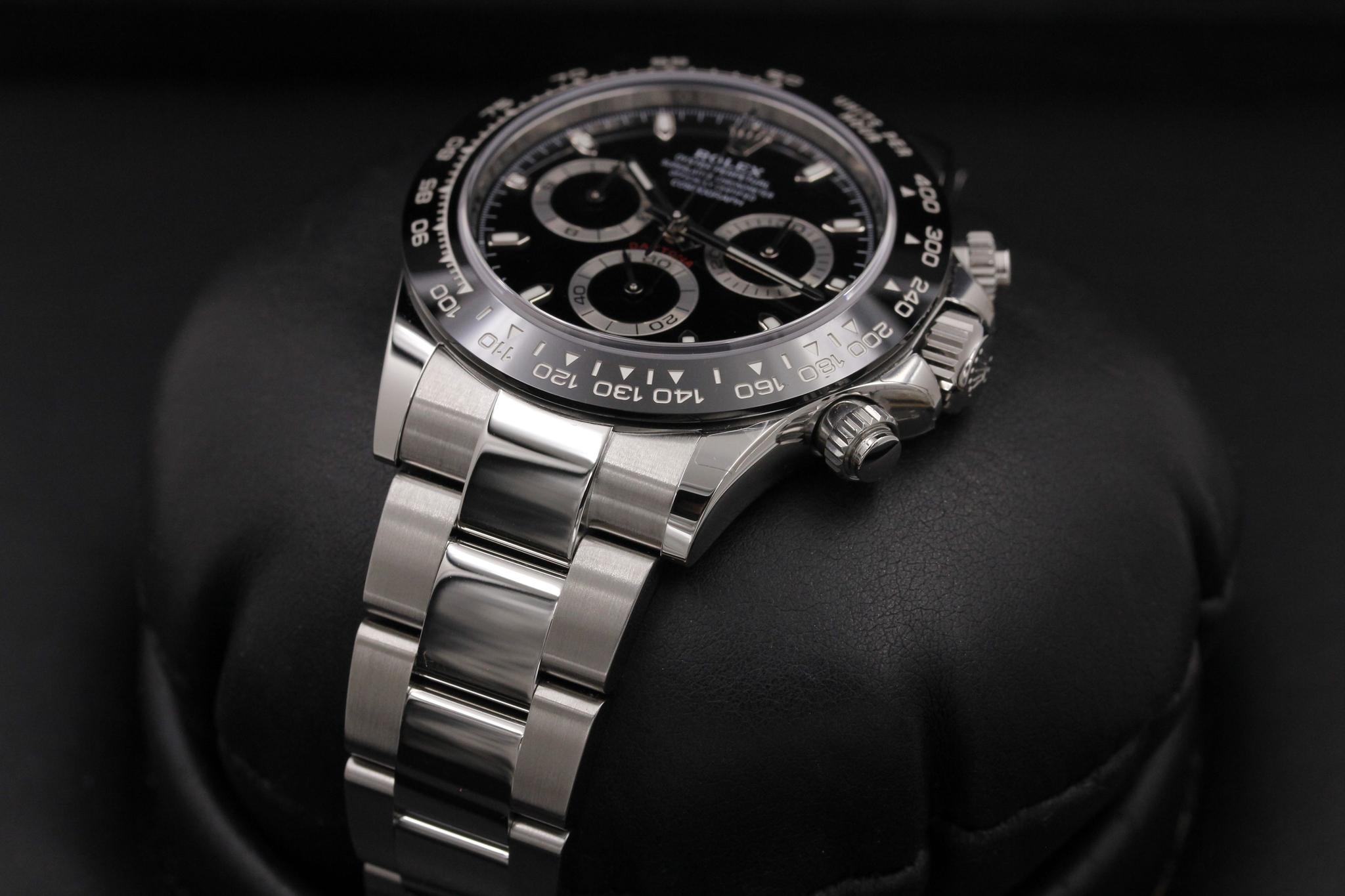 Watch Image 2