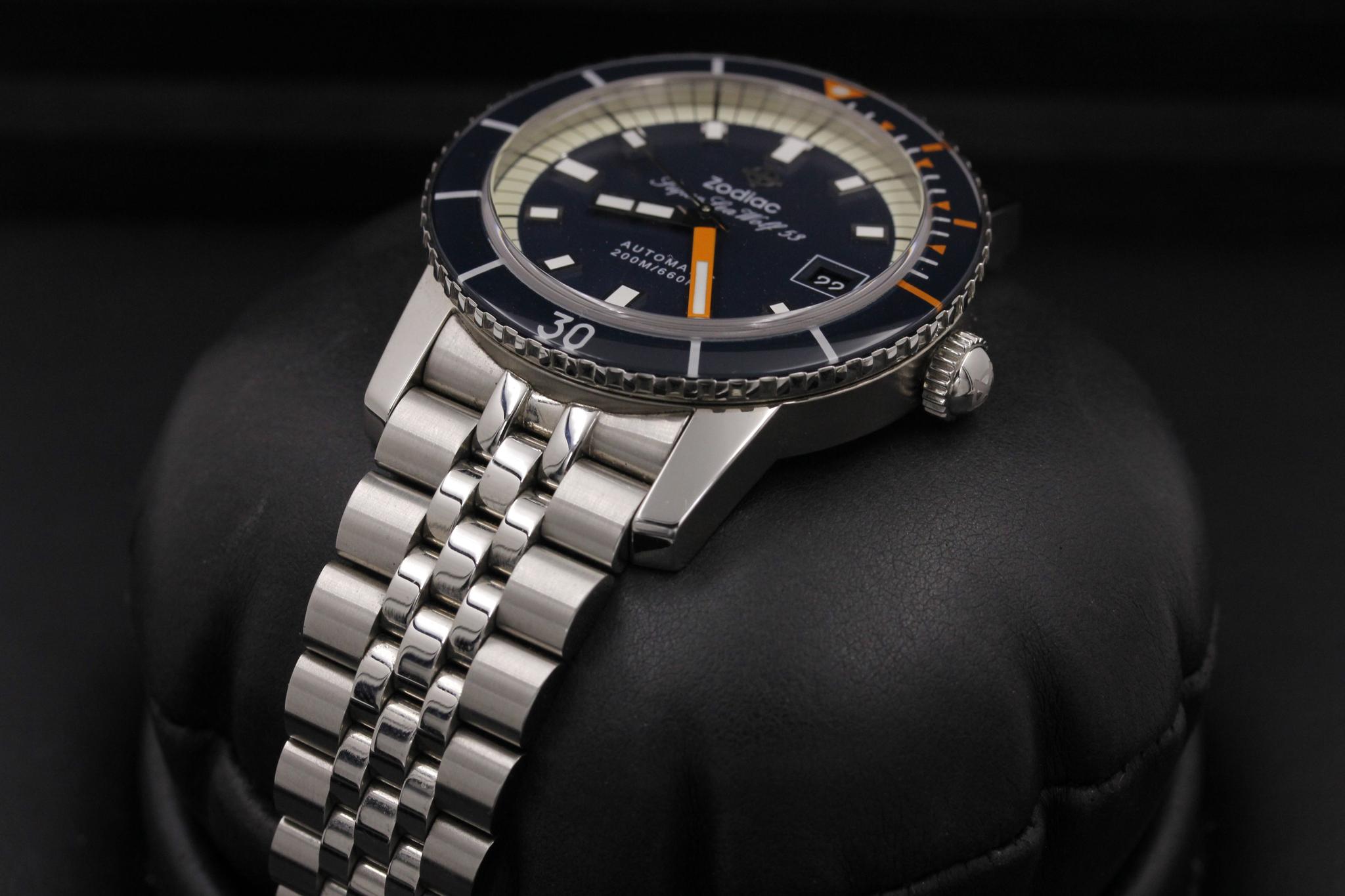 Watch Image 2