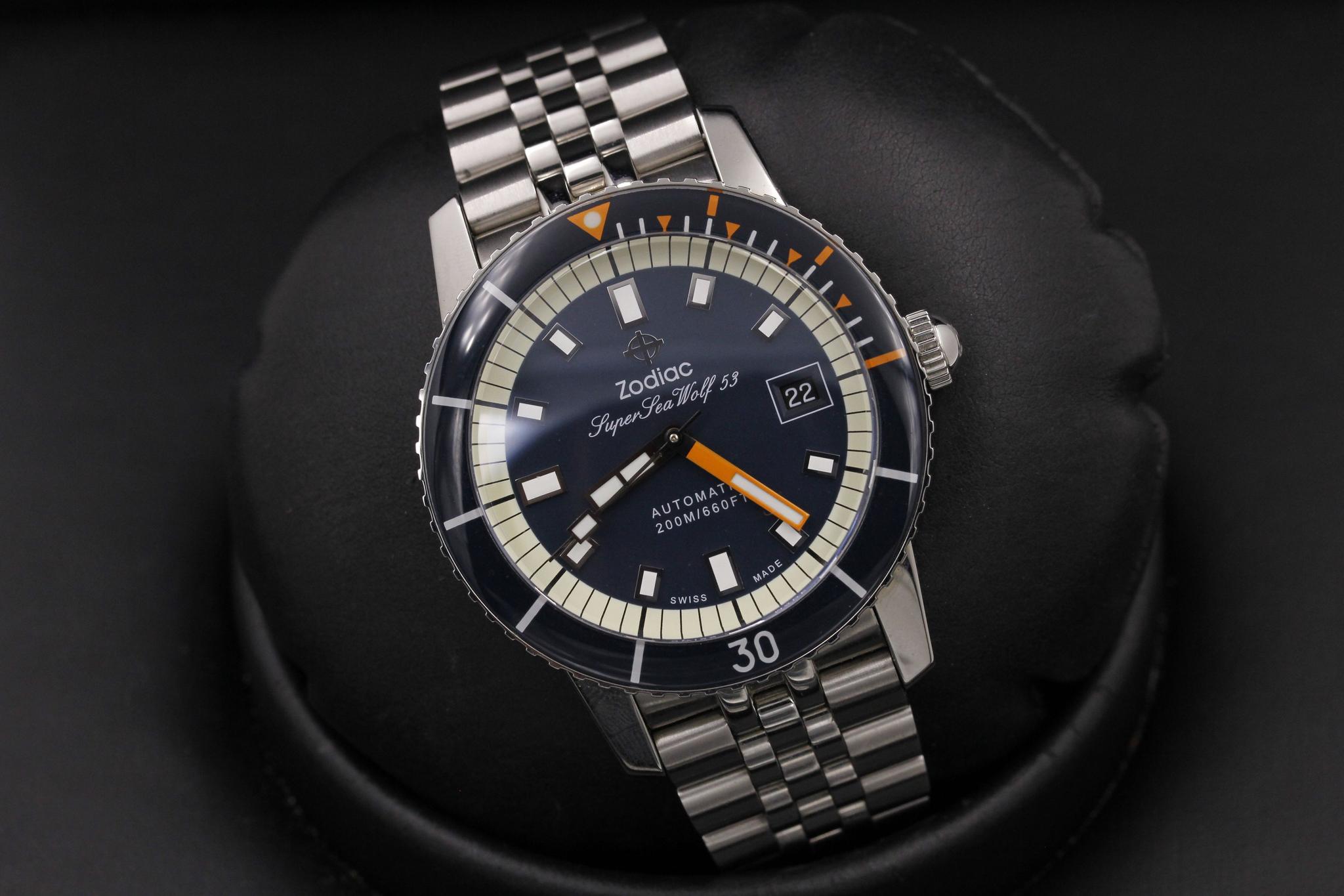 Watch Image 9