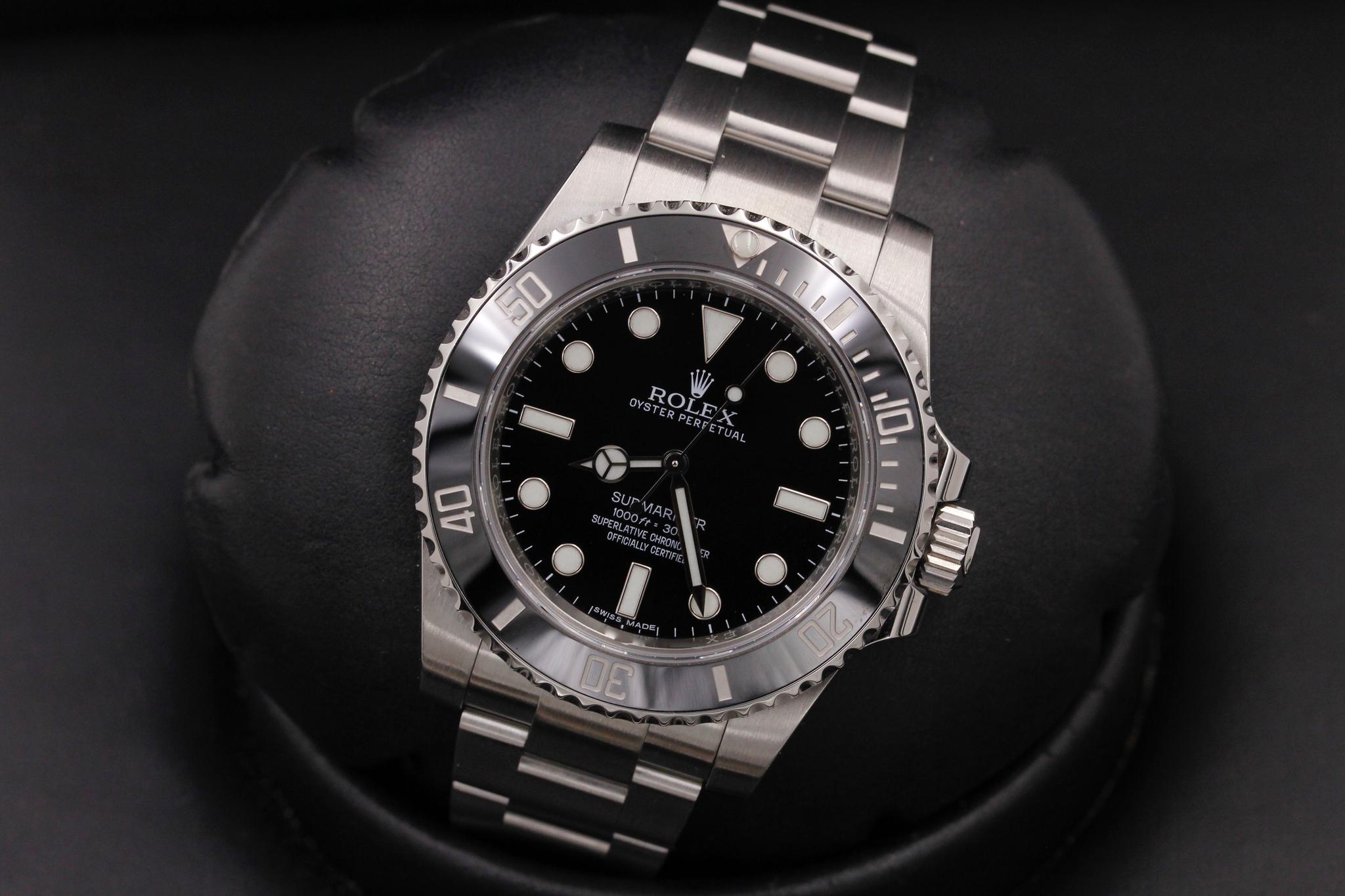 Watch Image 10
