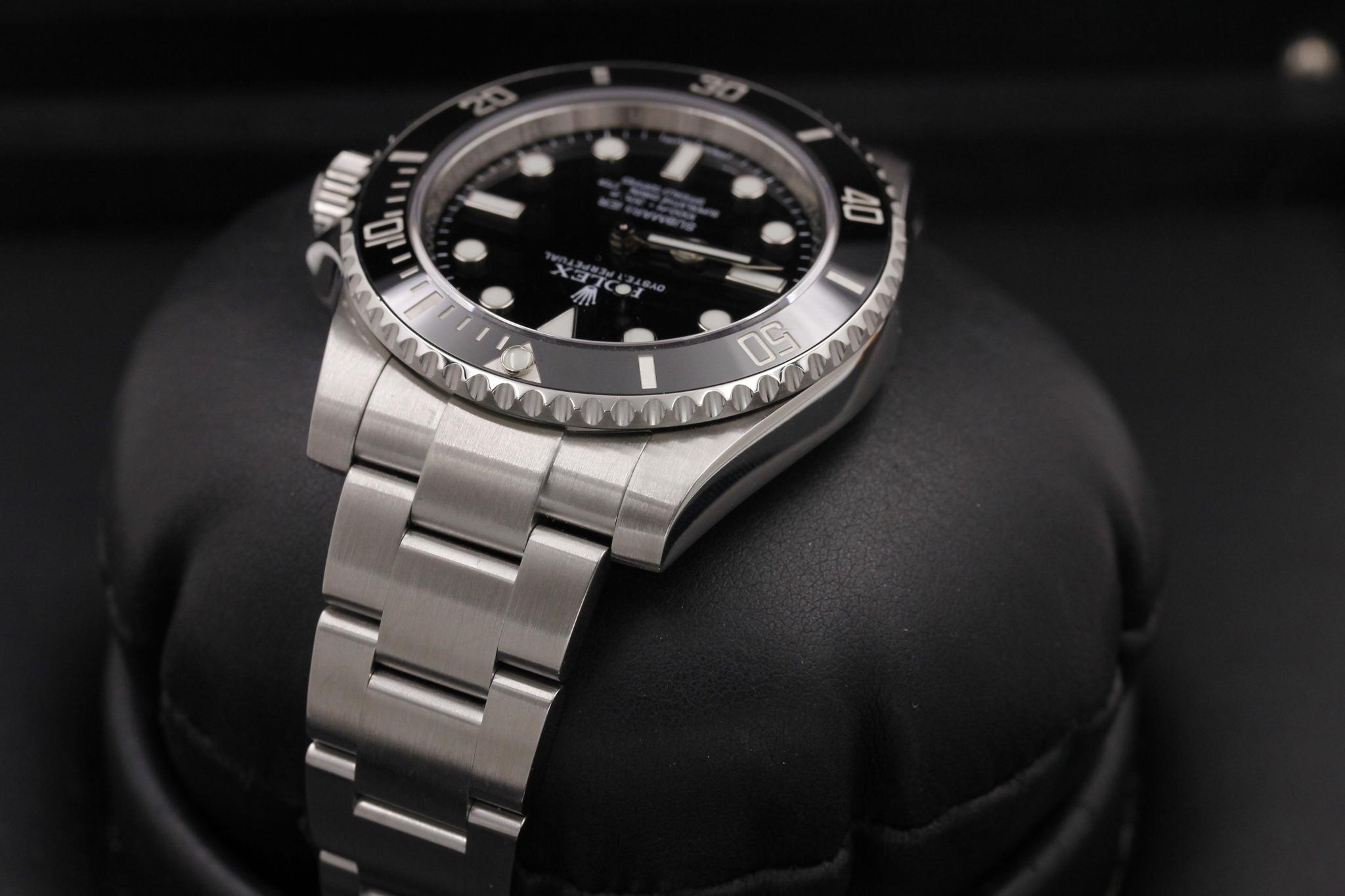 Watch Image 5