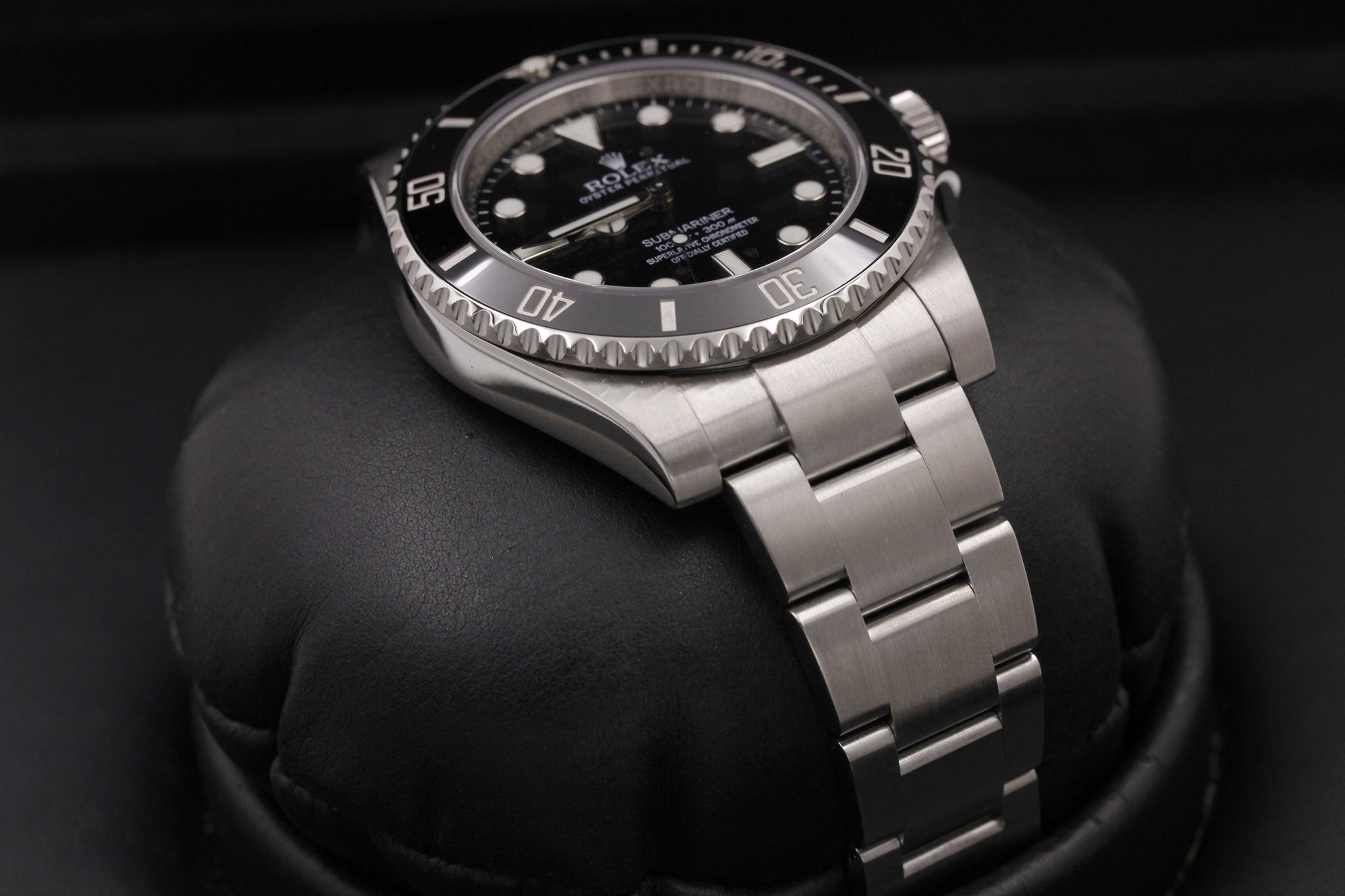 Watch Image 6