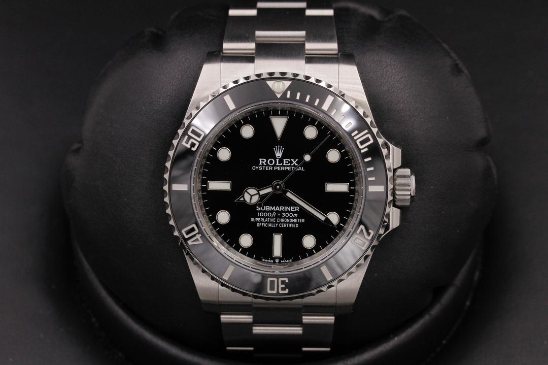Rolex Submariner 124060