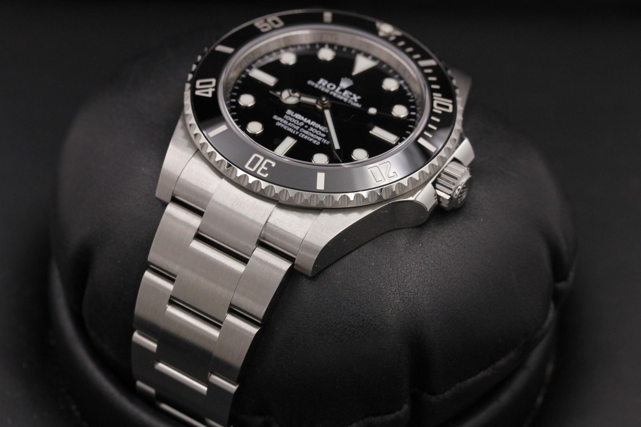 Watch Image 2