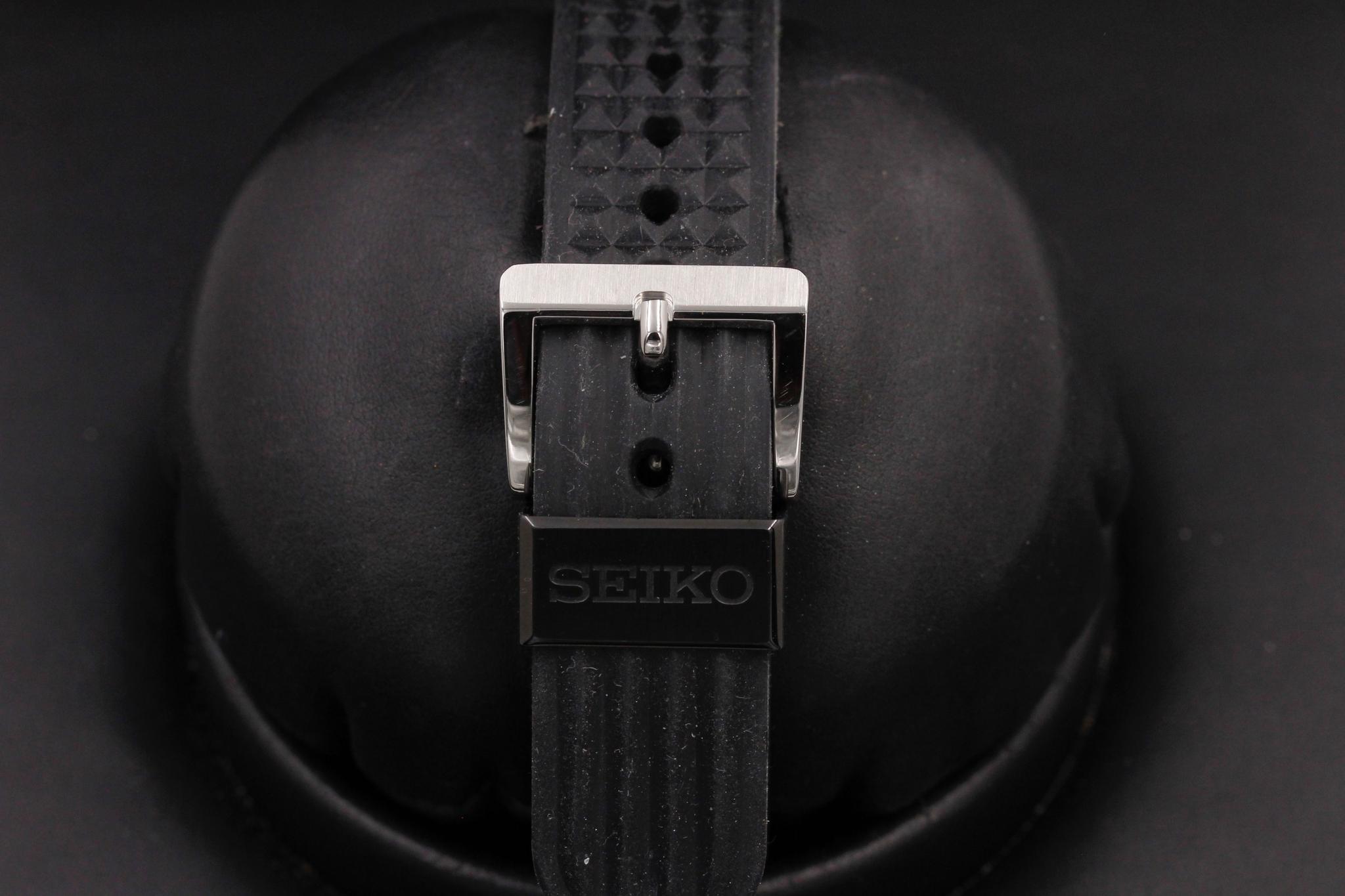 Watch Image 8