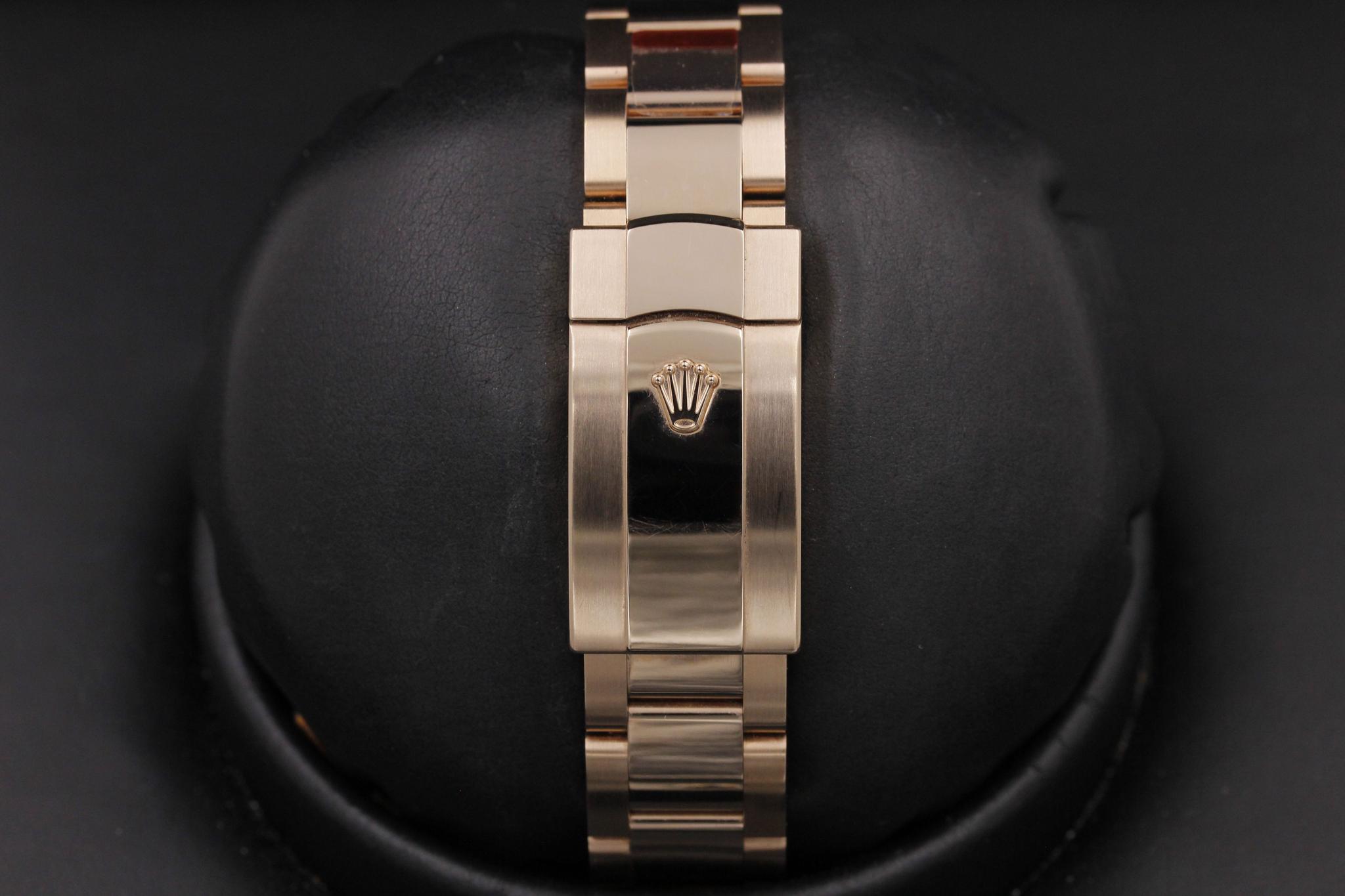 Watch Image 8