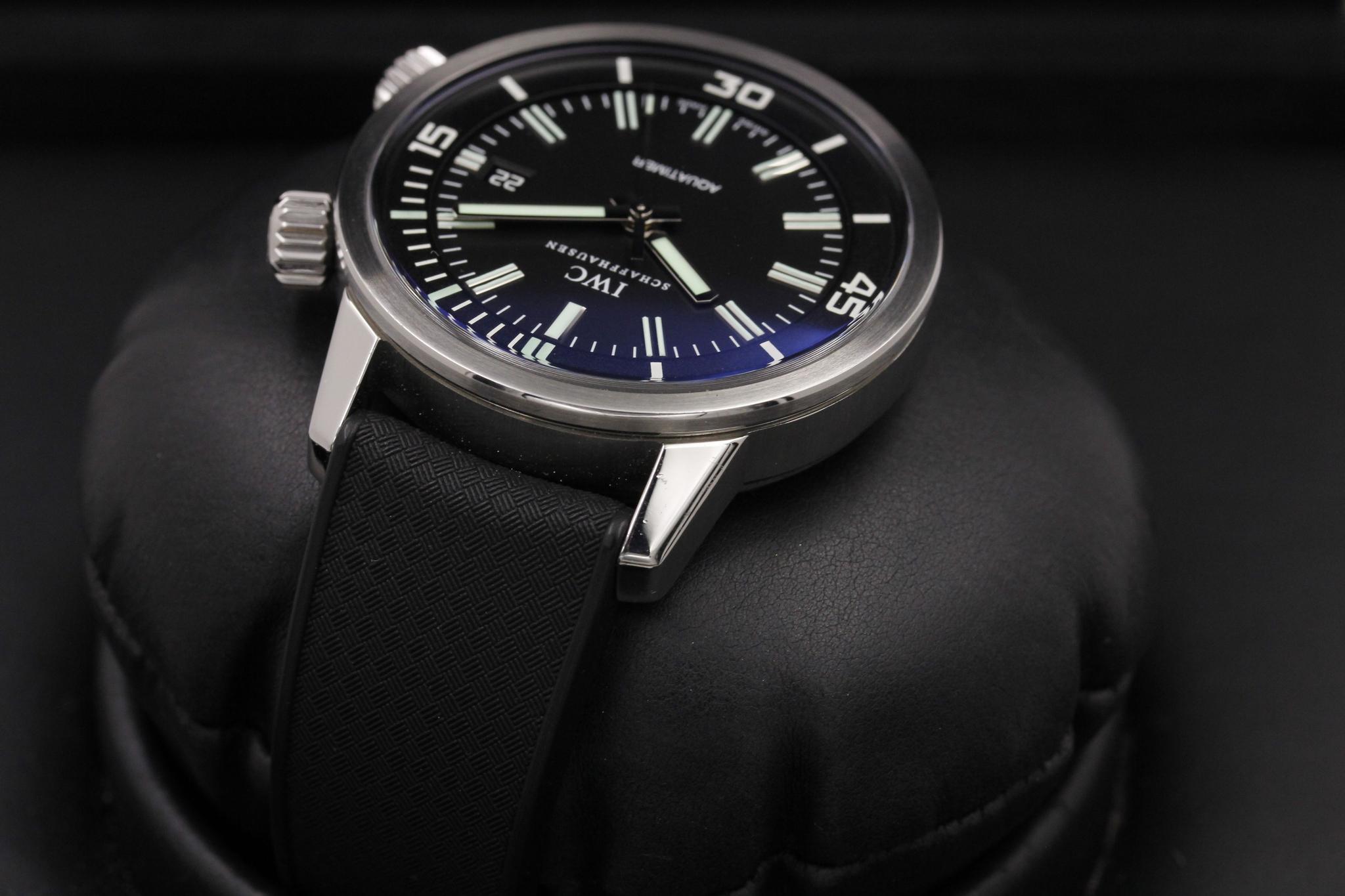 Watch Image 5