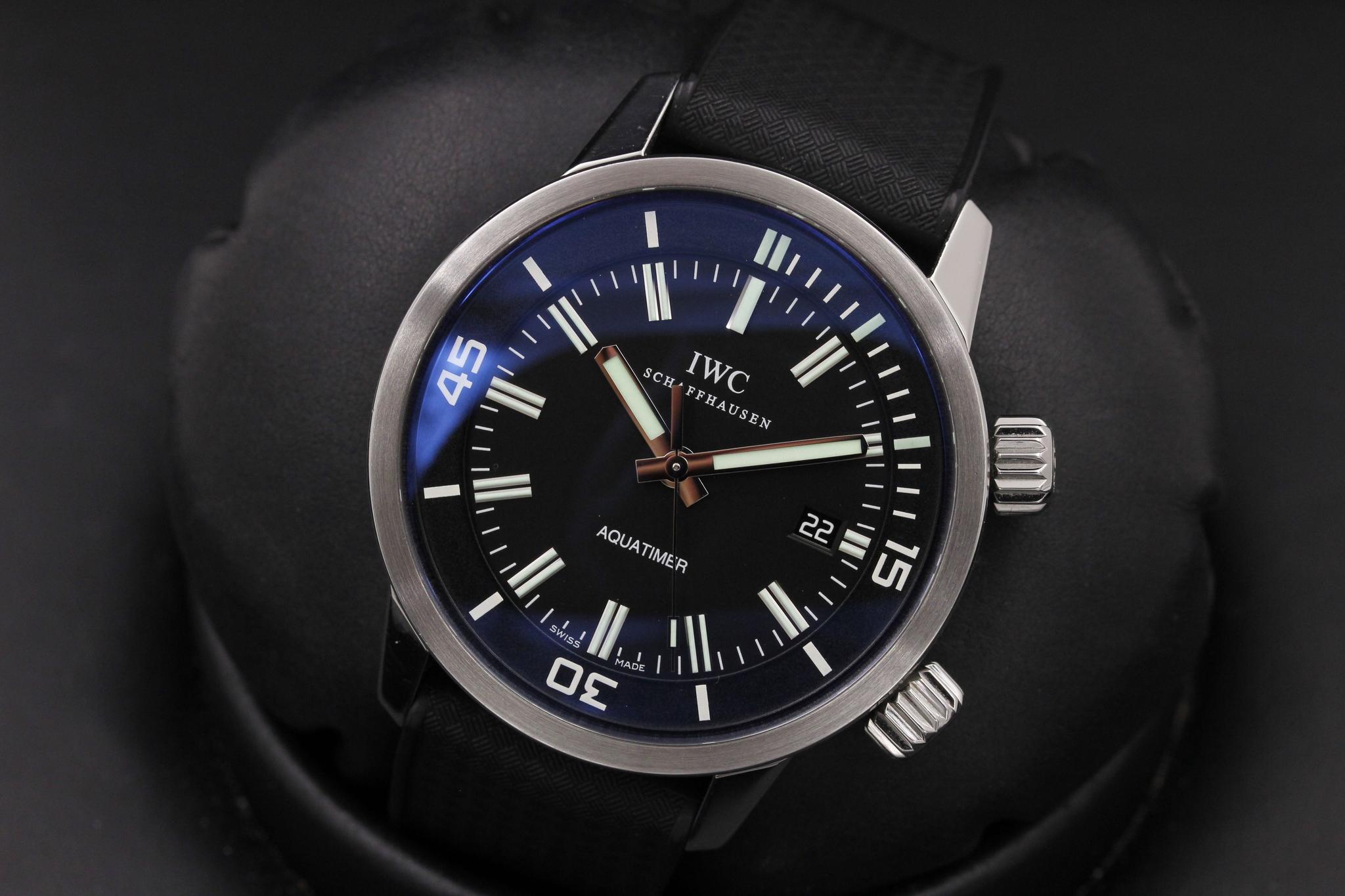 Watch Image 10