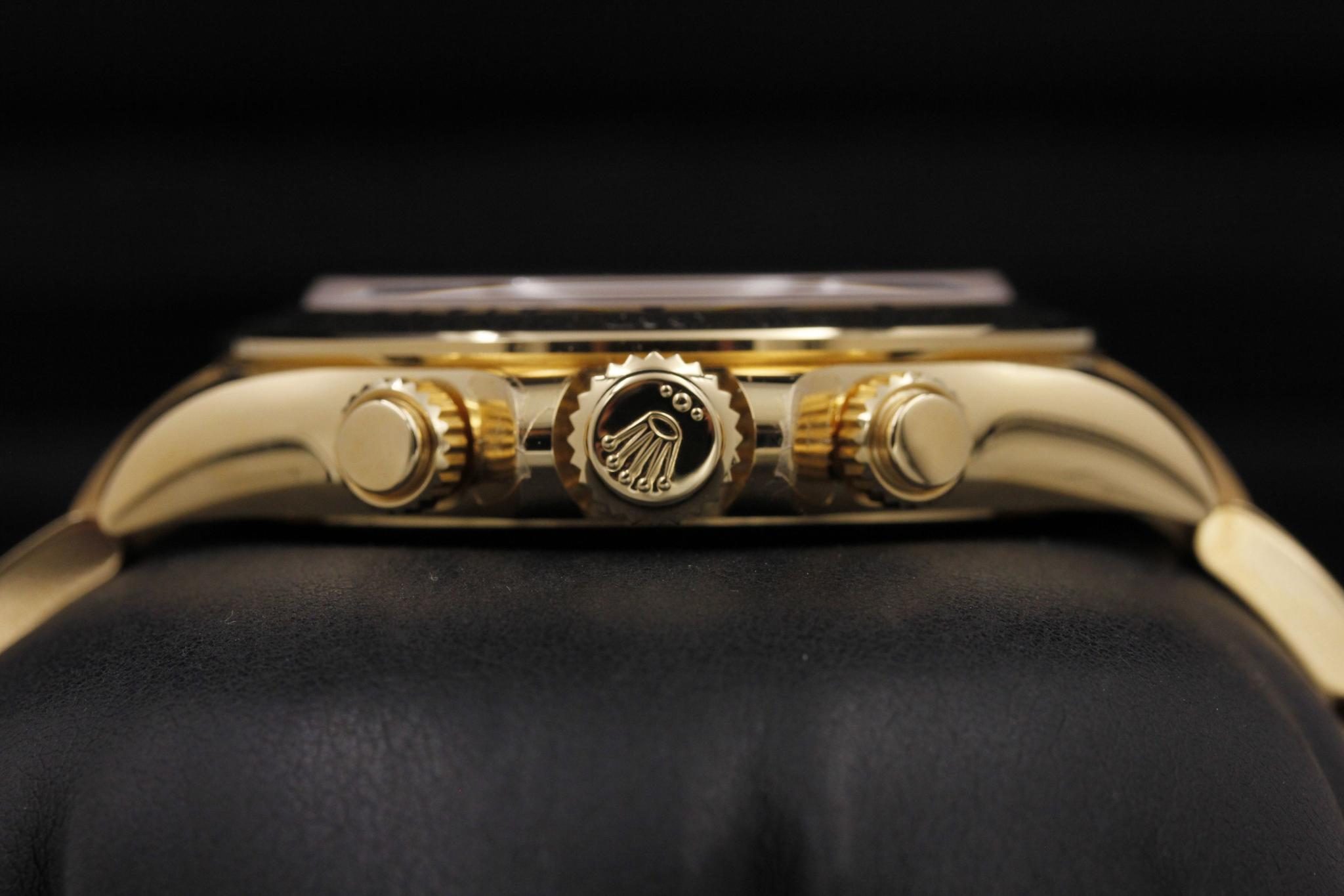 Watch Image 3
