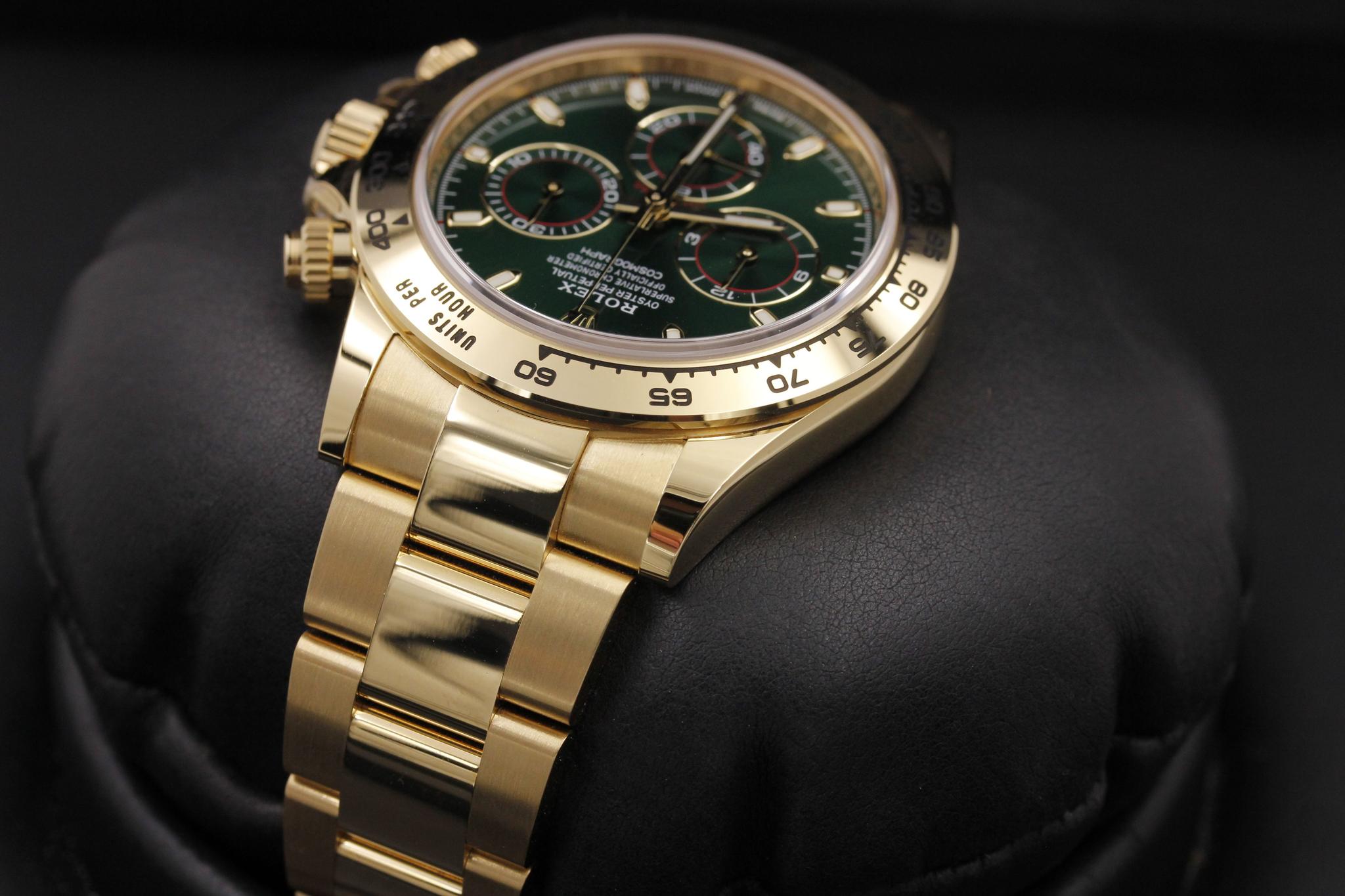 Watch Image 5