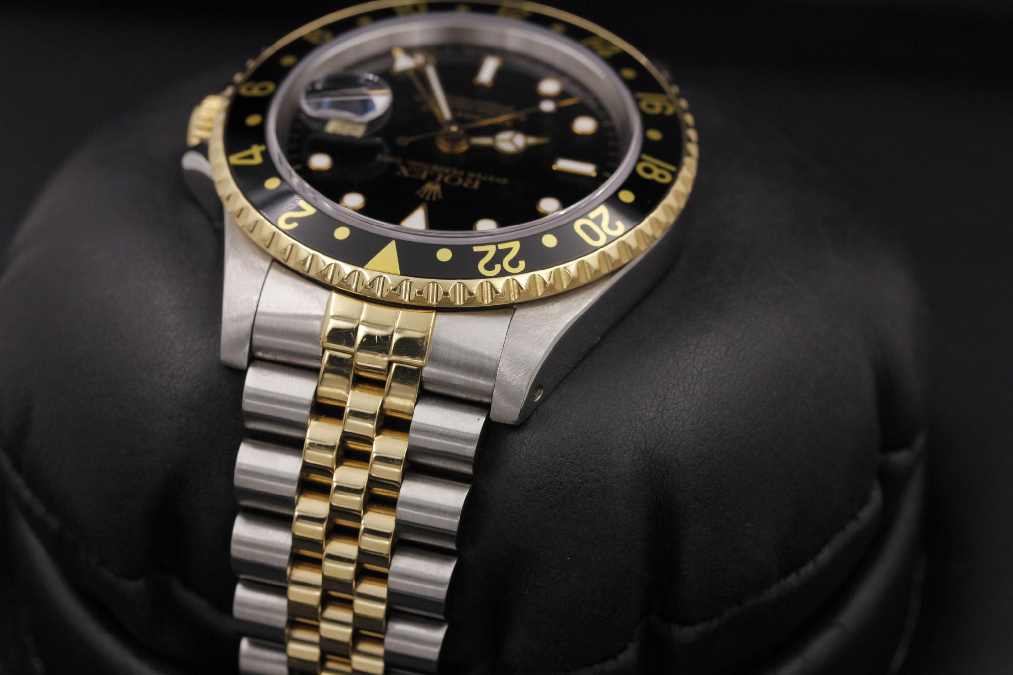 Watch Image 5