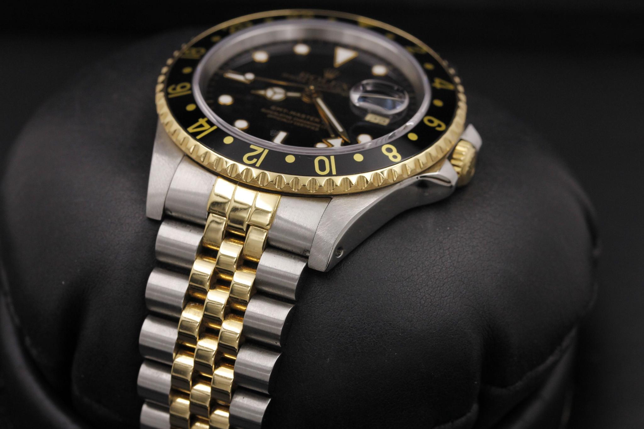 Watch Image 2