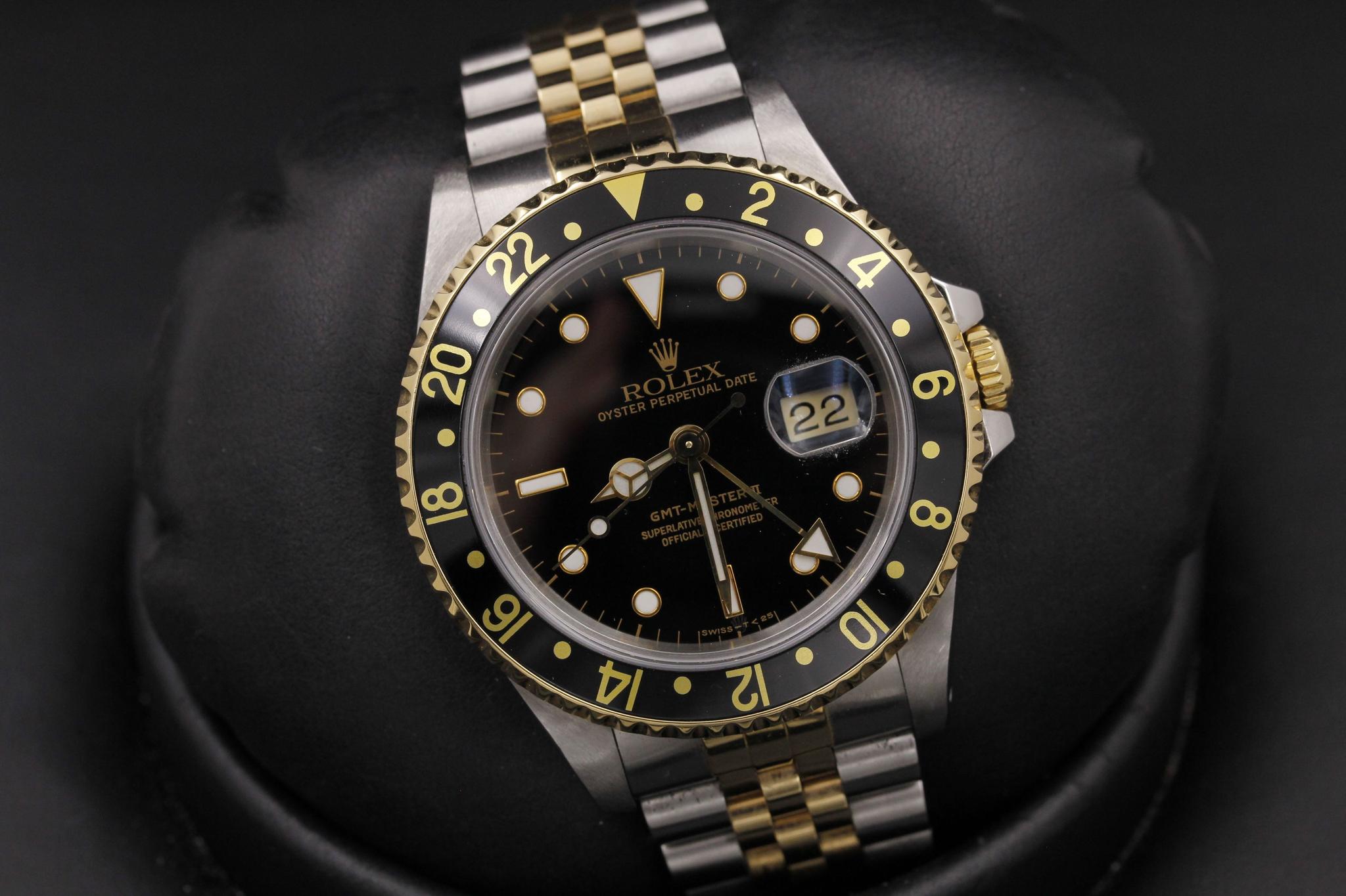 Watch Image 10