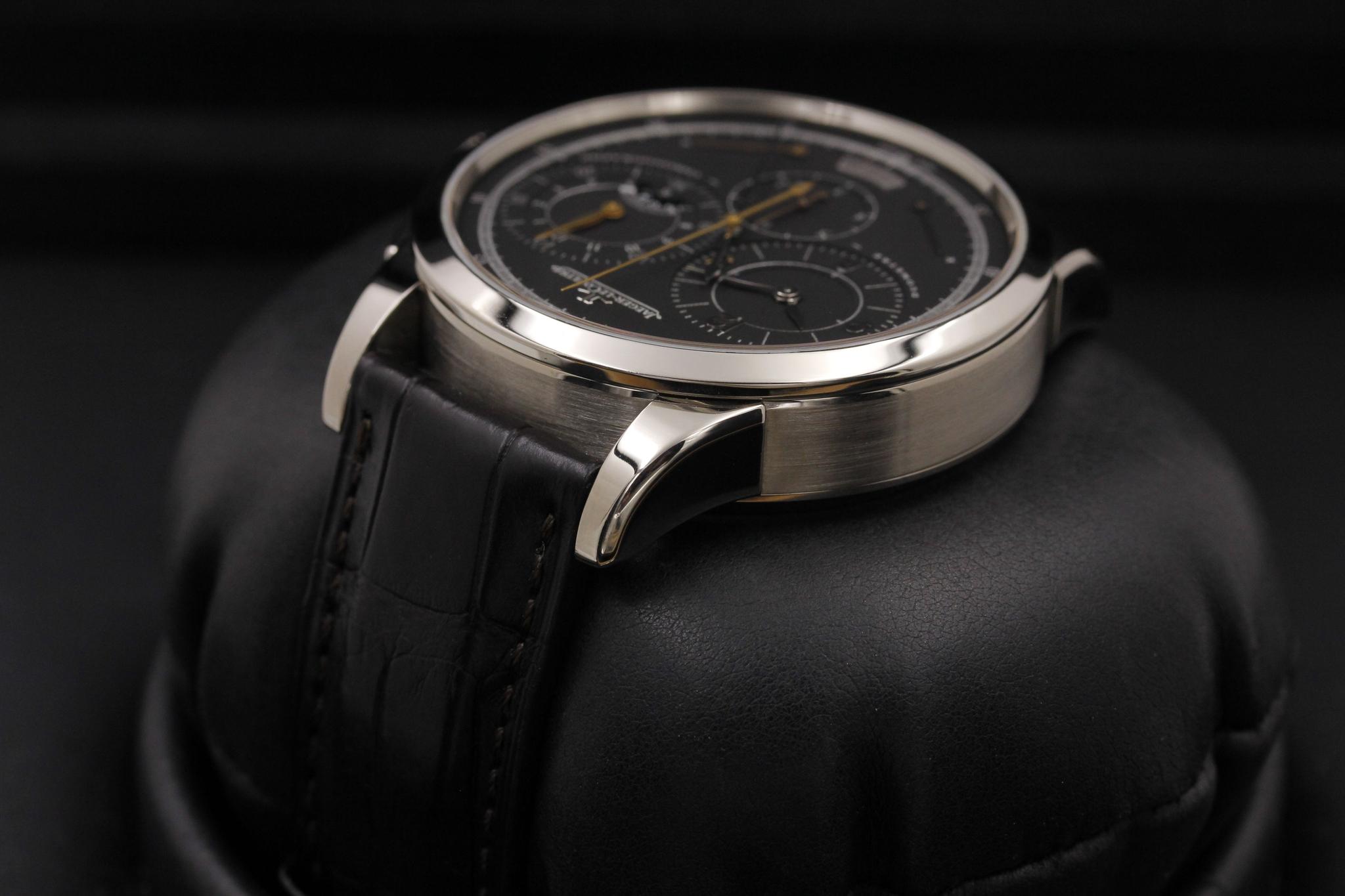 Watch Image 5
