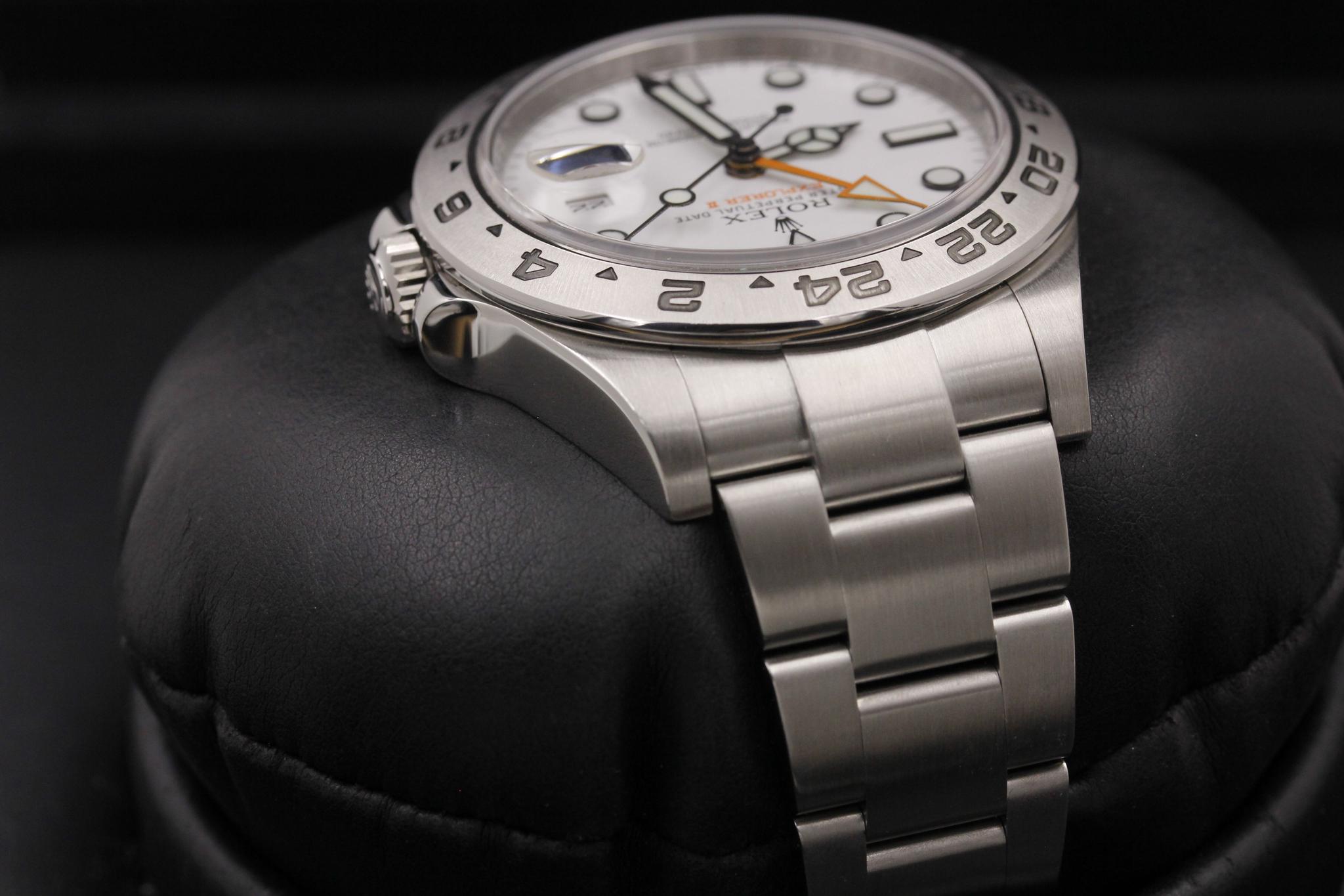 Watch Image 4