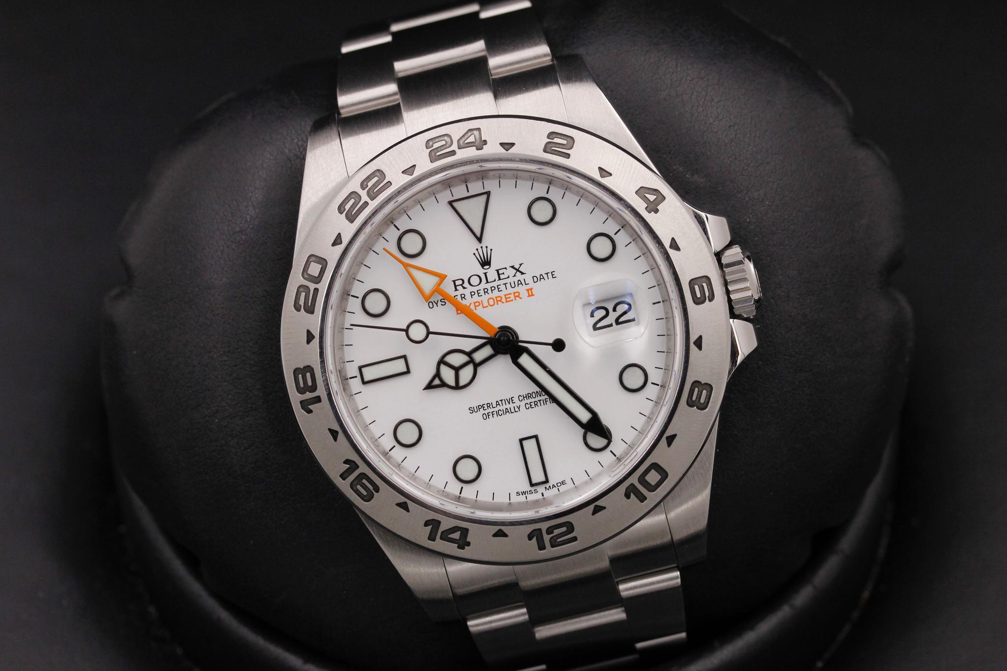 Watch Image 9