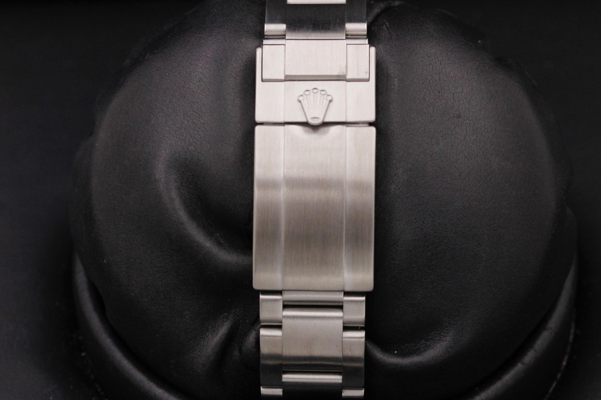 Watch Image 8