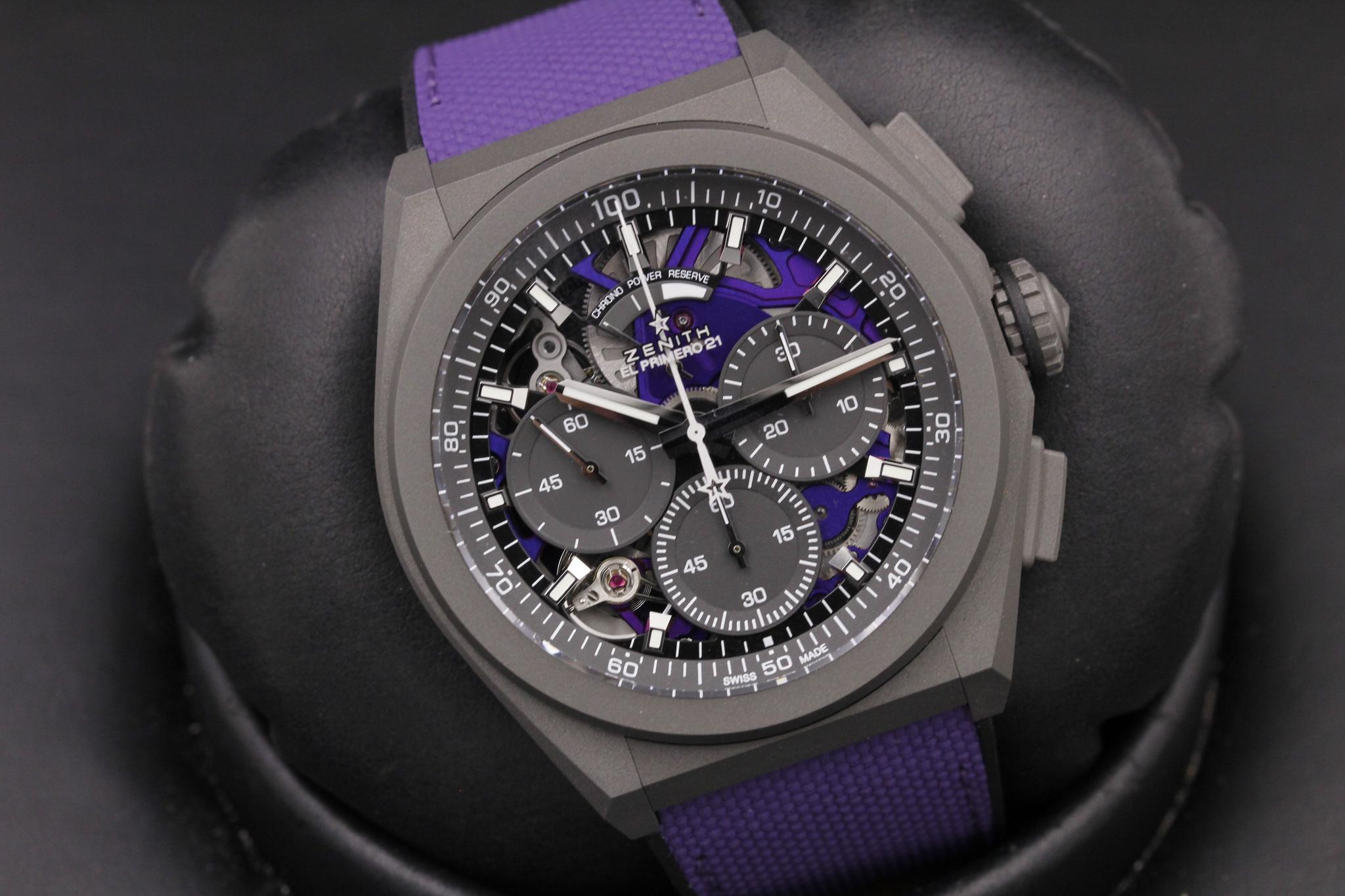 Watch Image 10