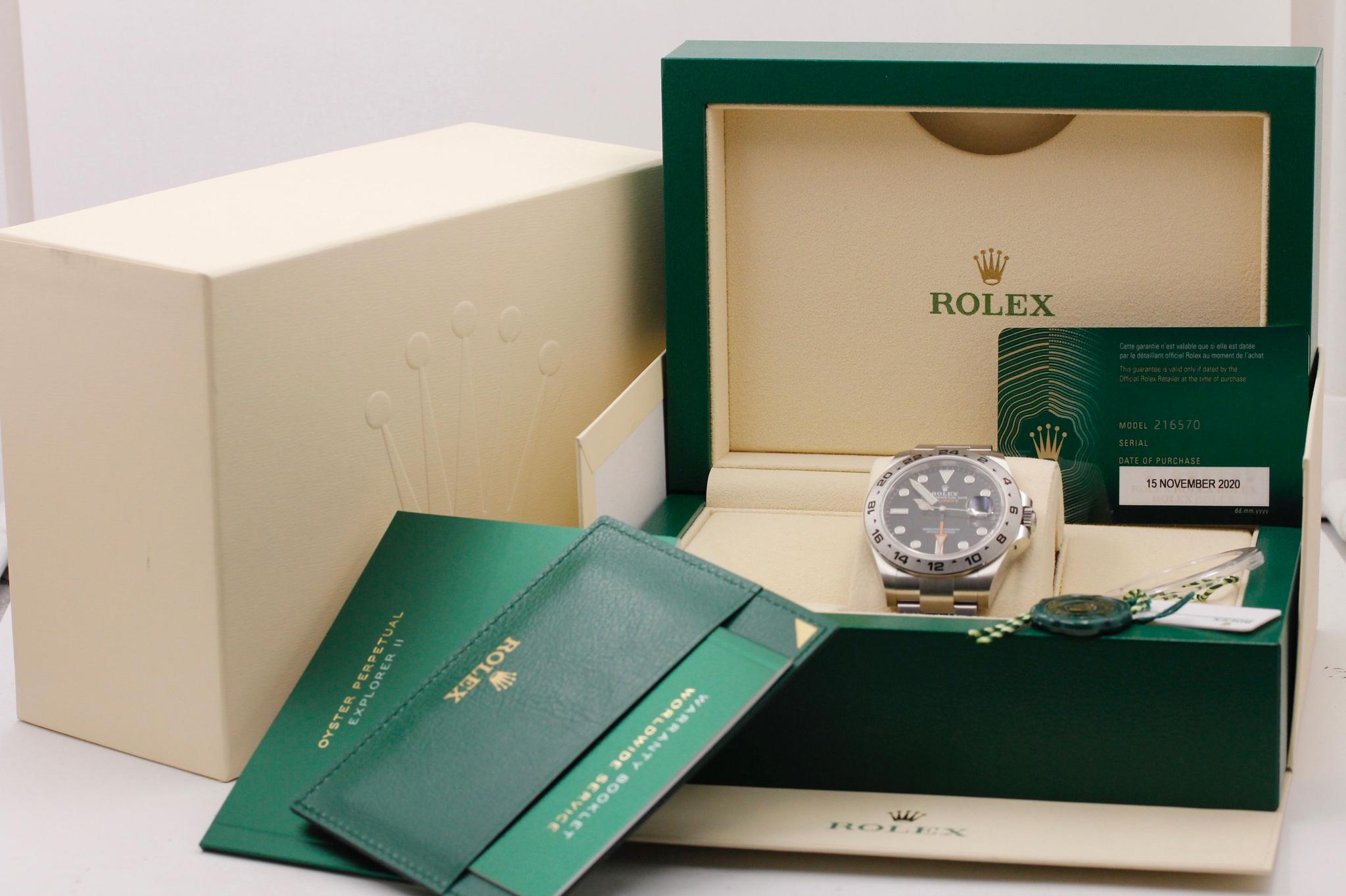 Watch Image 11