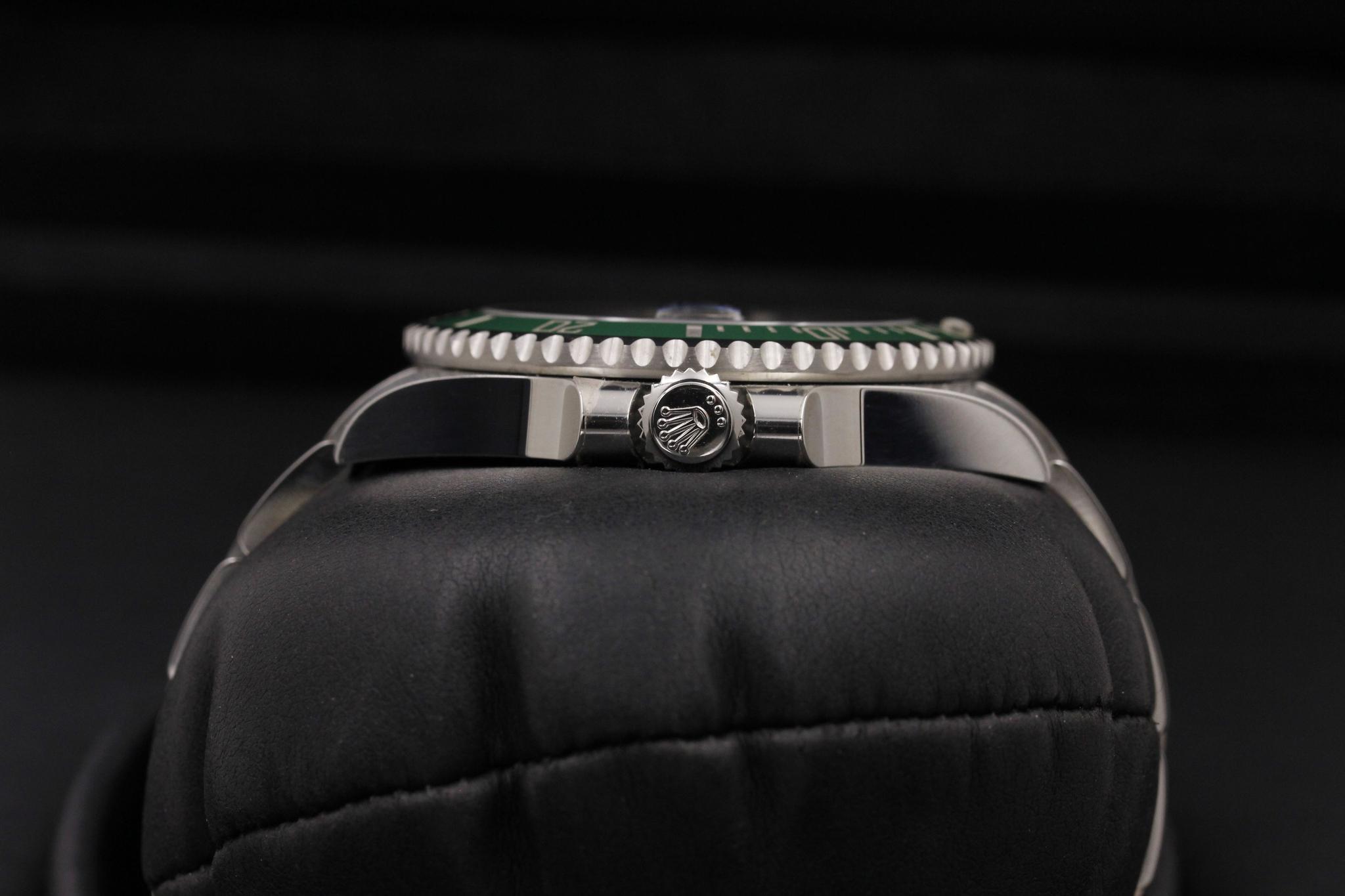 Watch Image 4